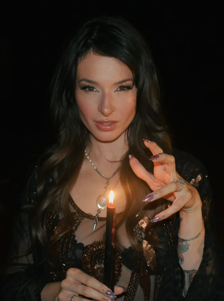 Portrait of artist Sofia Venegas