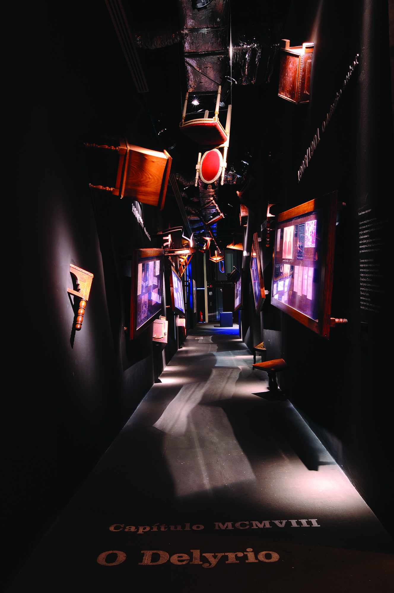 Visual Design of the exhibition Machado de Assis- mas este capítulo não é sério 3 | Museu da Língua Portuguesa, São Paulo