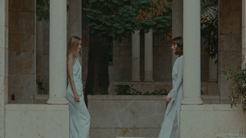Shelly Ohad gif