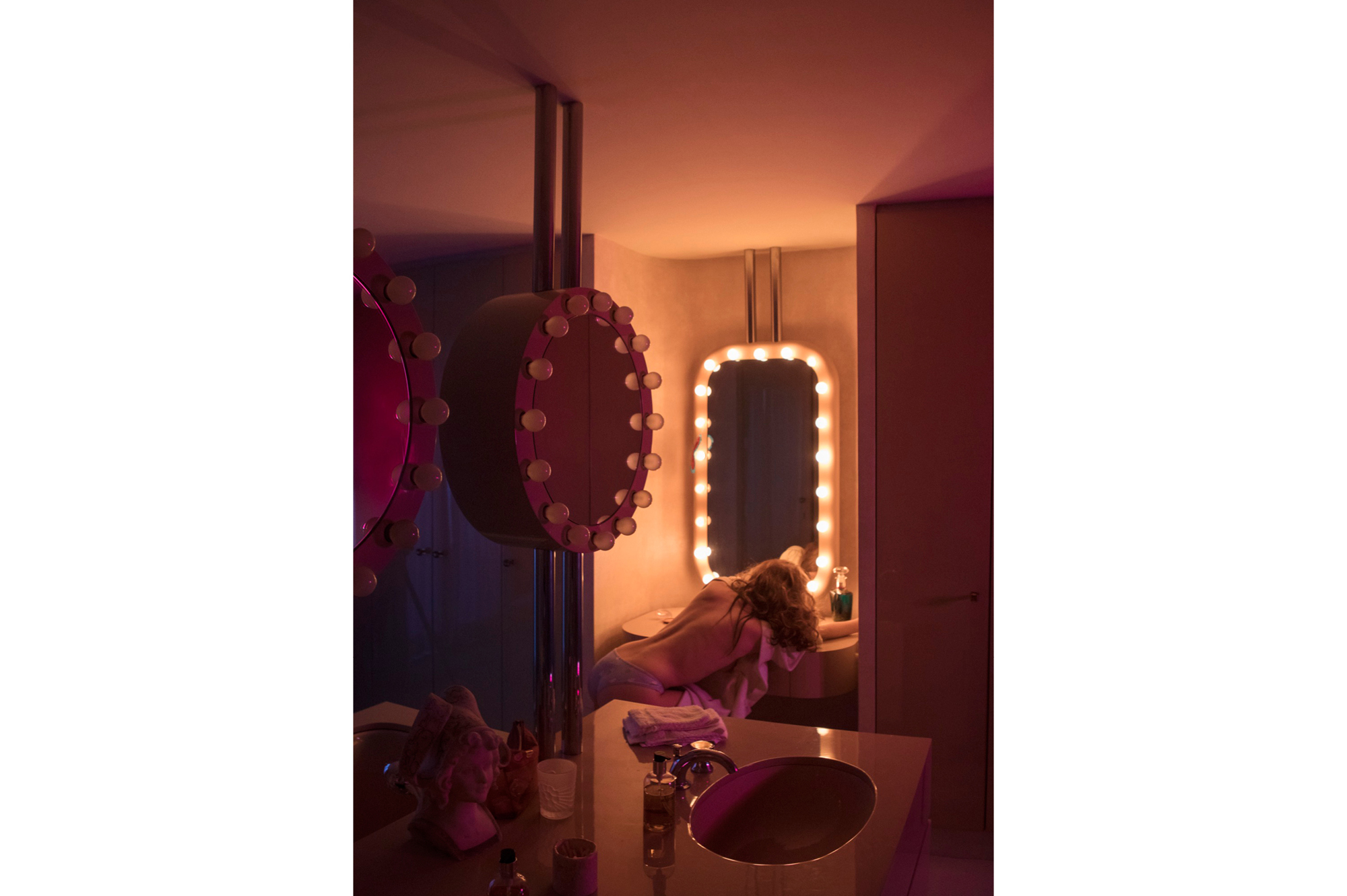 Vintage architecture porn book'Erotique Chic' written by Thijs Demeulemeester, 2O17 Lannoo