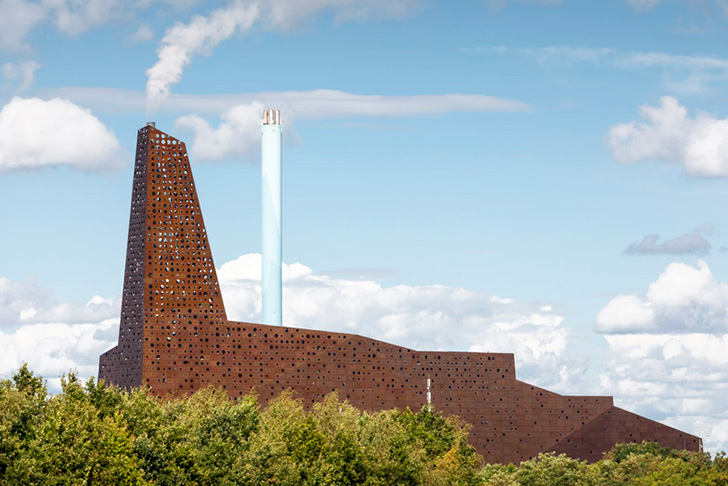 Danish town Roskilde has a handsome looking new power plant that uses local waste to produce carbon-neutral energy.