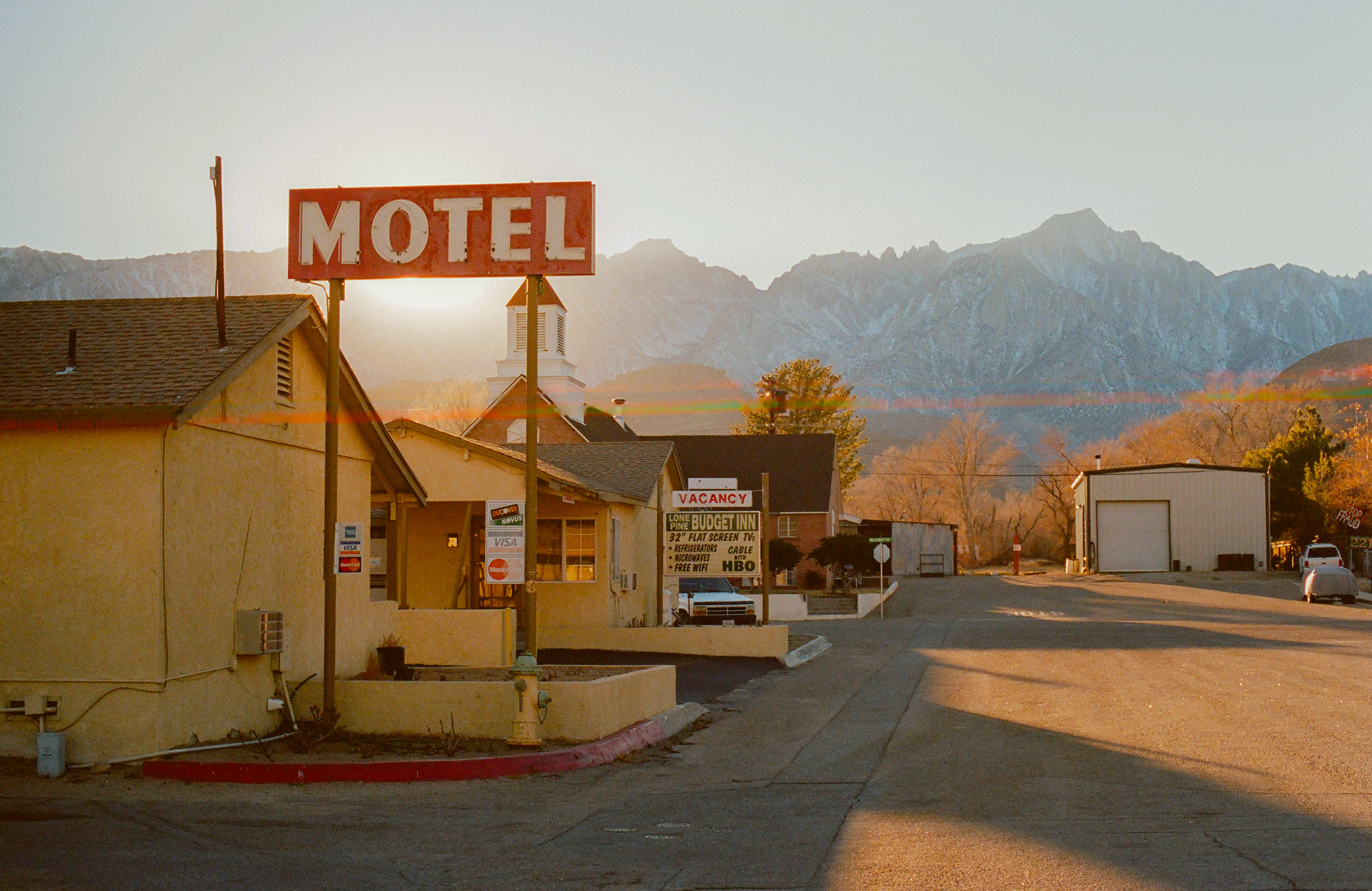 Take california. Калифорния Джо. Придорожный мотель Пинтерест. Motel группа ВК.