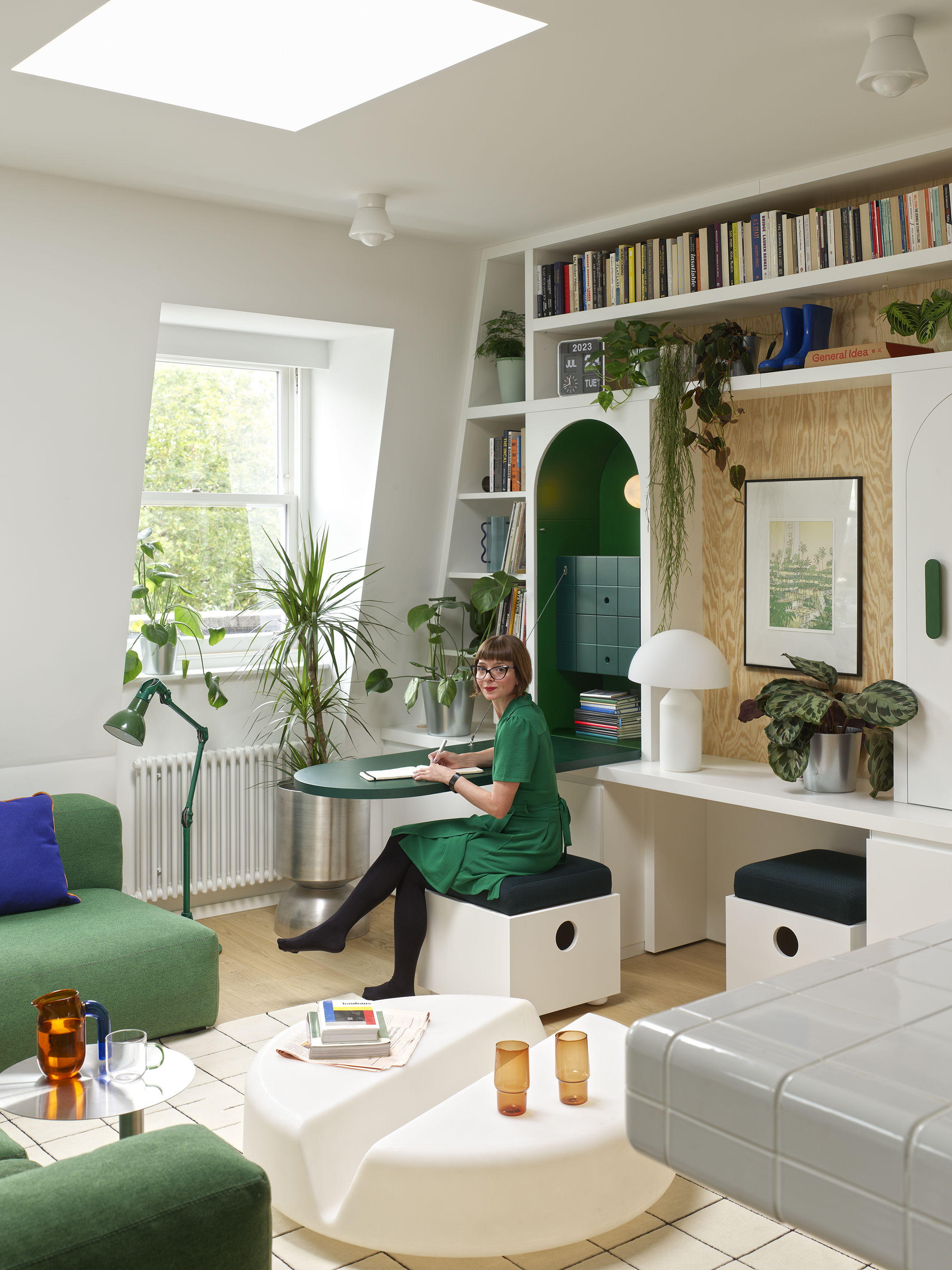 H&F STUDIO • CLAPTON