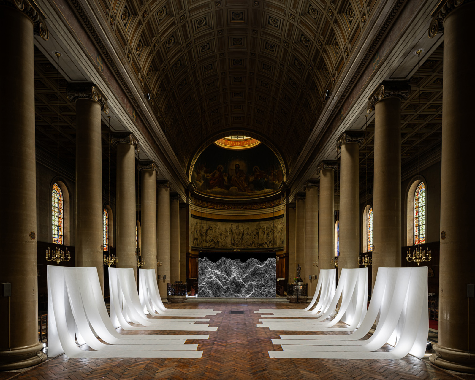 © Nathalie JOFFRE Paysages-post-archéologiques, installation vidéo, calques
