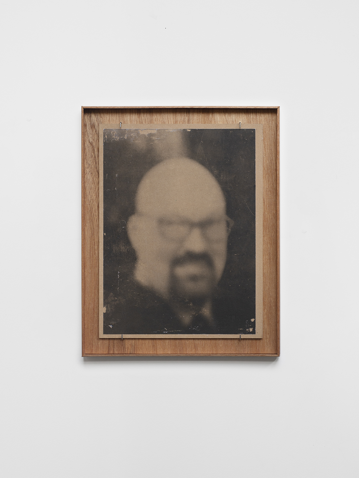 The Right To Be Forgotten – The Image Transfer, 2021 29,3 x 38,4 cm / 11.5 x 15.1 in. Image transfer on wood, Artist Frame.