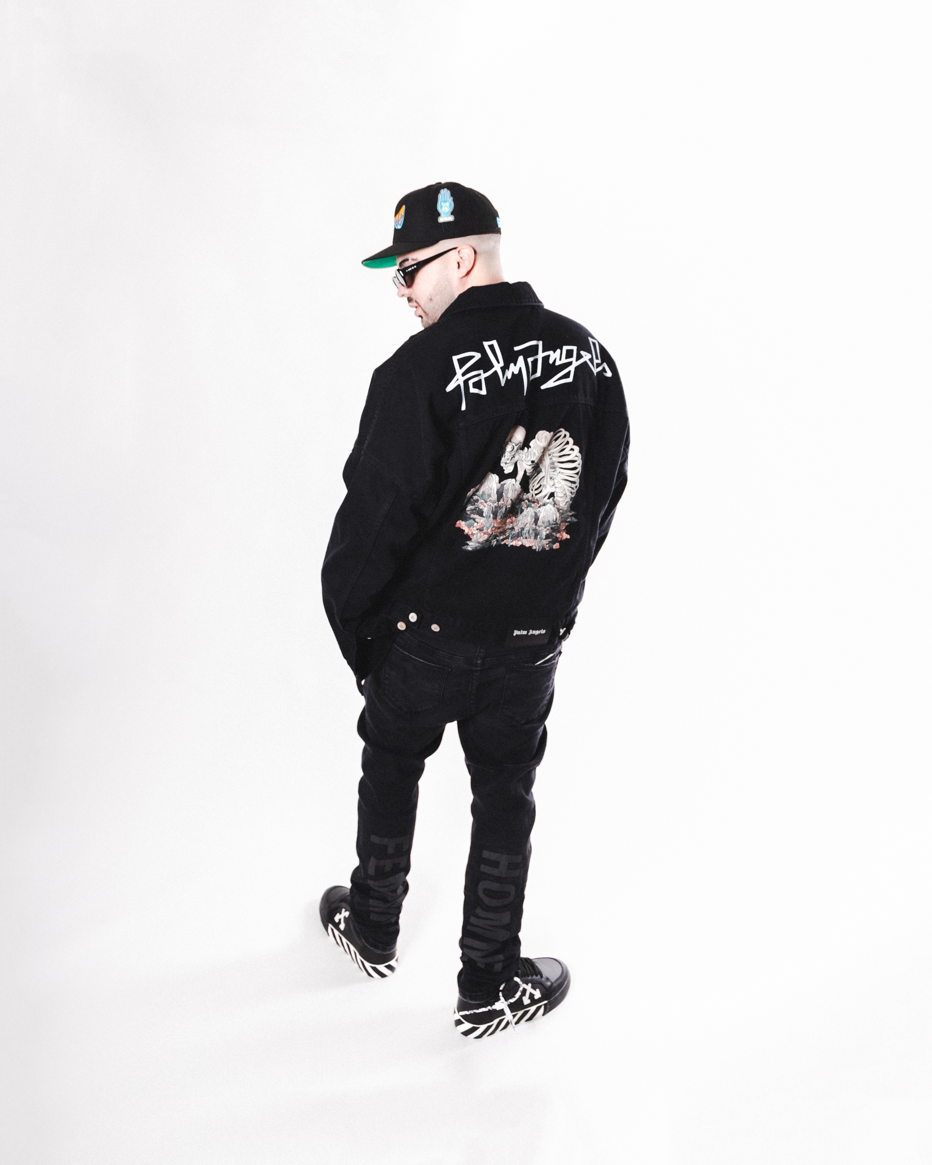 AQUIHAYAQUIHAY (2022) - Various photographs 