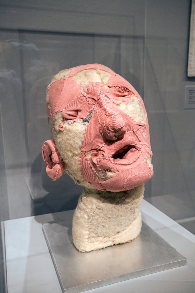 Fig. 10. Louise Bourgeois, Untitled, 1998