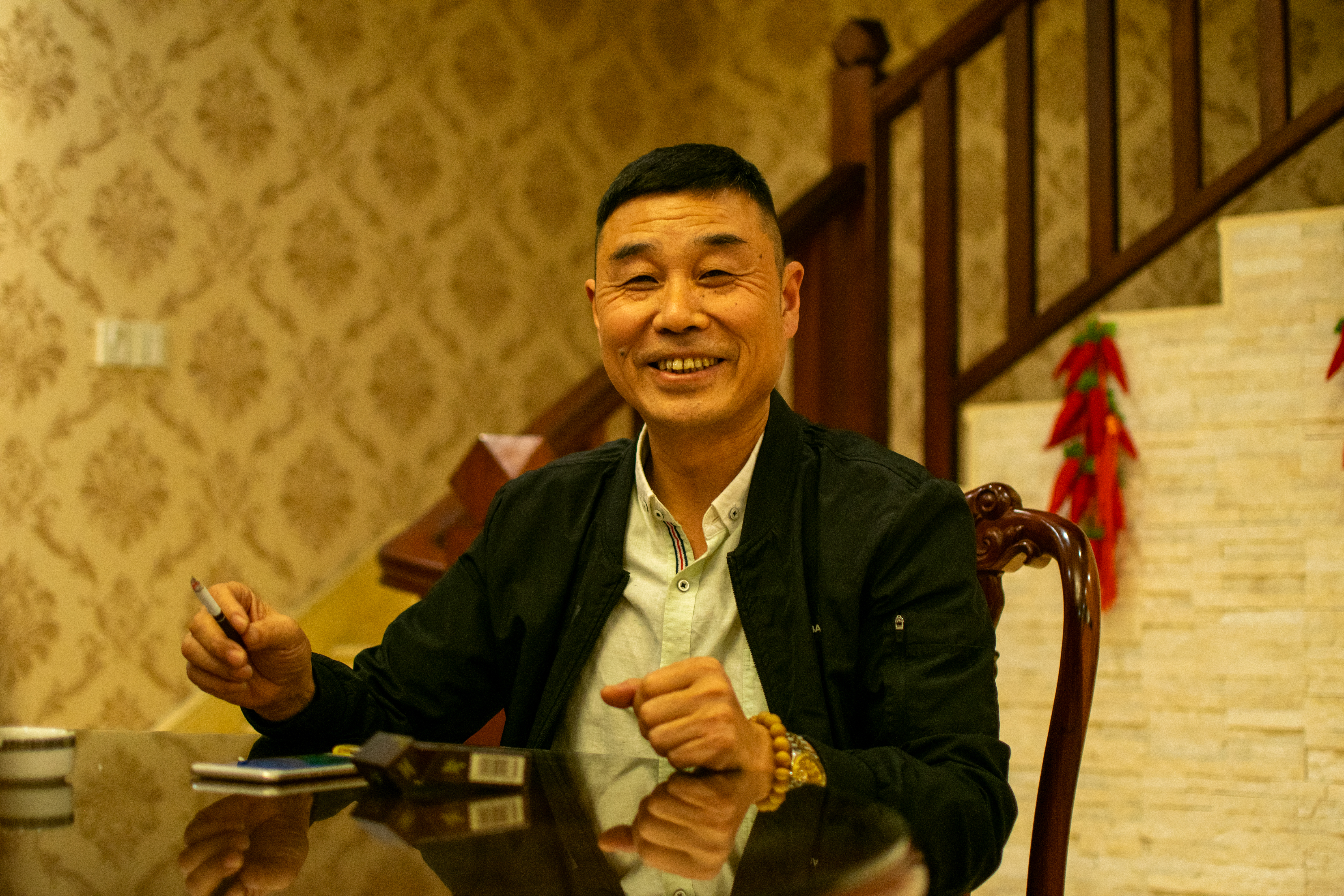 Hombre que nos recibió en Meijiawu