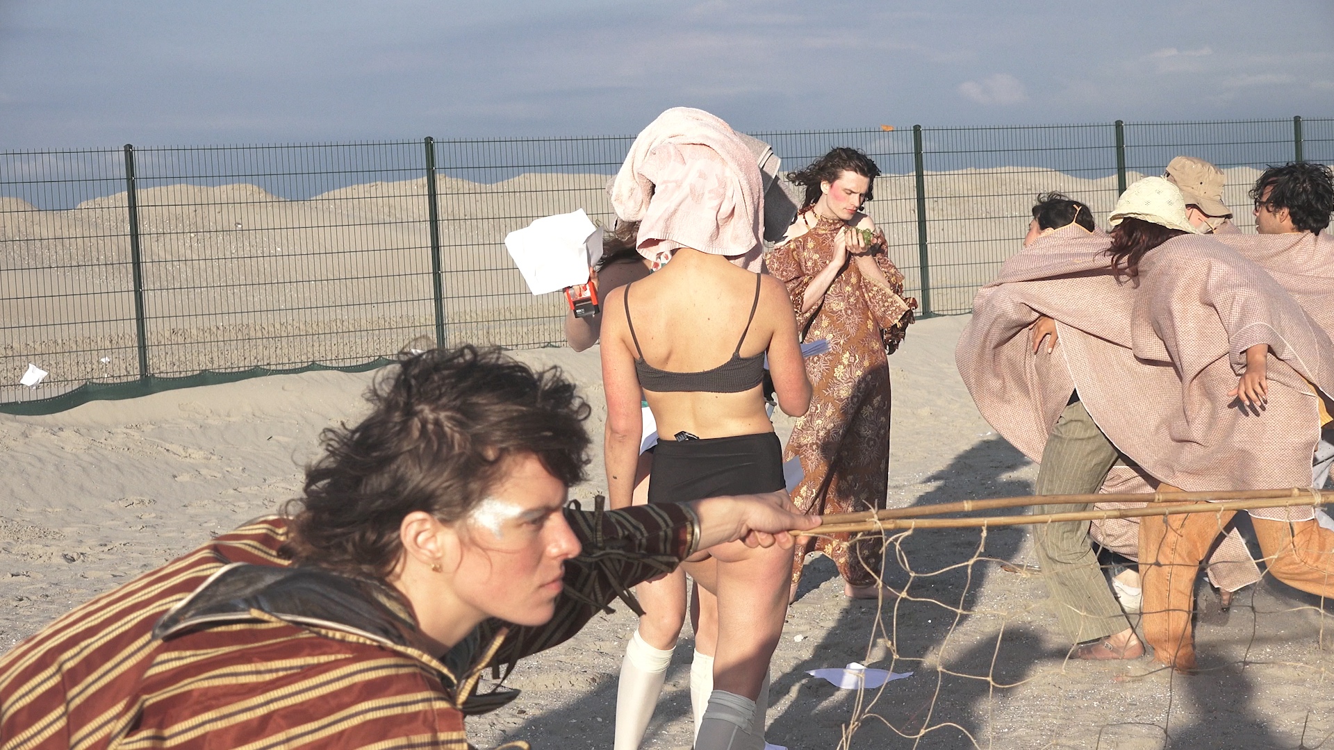 video still from The Crystal Ladder by Dasha Golova, cinematography by Emilia Tapprest and Yana Khazanovich (2020)