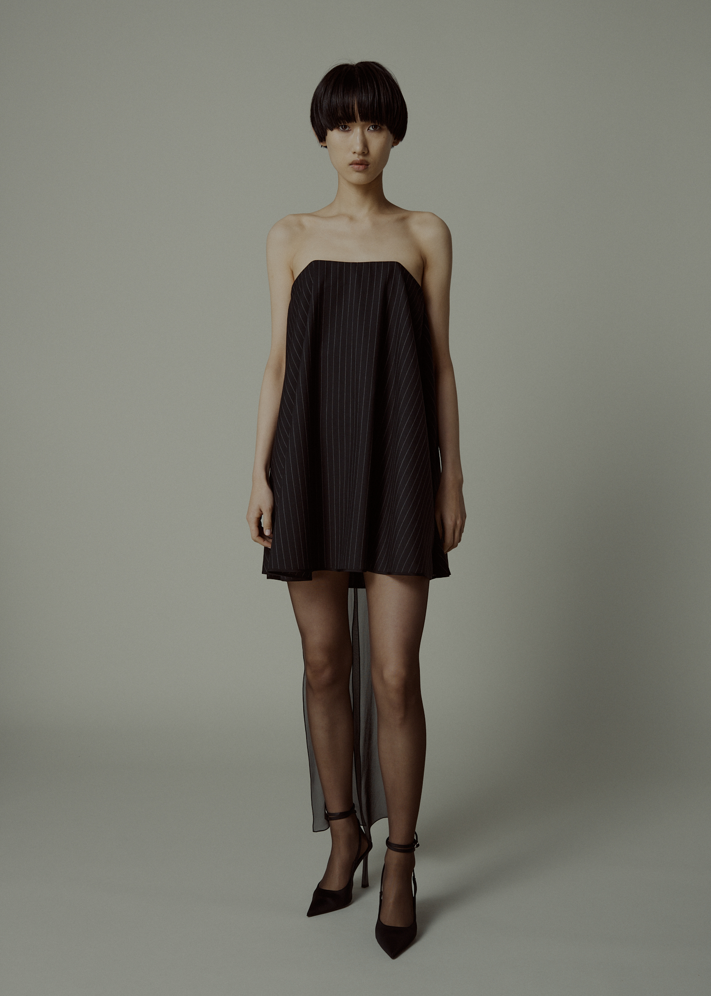 FÁTIMA SHORT DRESS IN CREASE-RESISTANT WOOL, PINSTRIPE | 1800 GBP