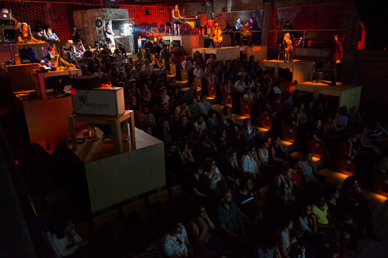 [Vostok], cineperformance, 19º Festival Videobrasil, SESC Pompéia – São Paulo, Brazil, 2015