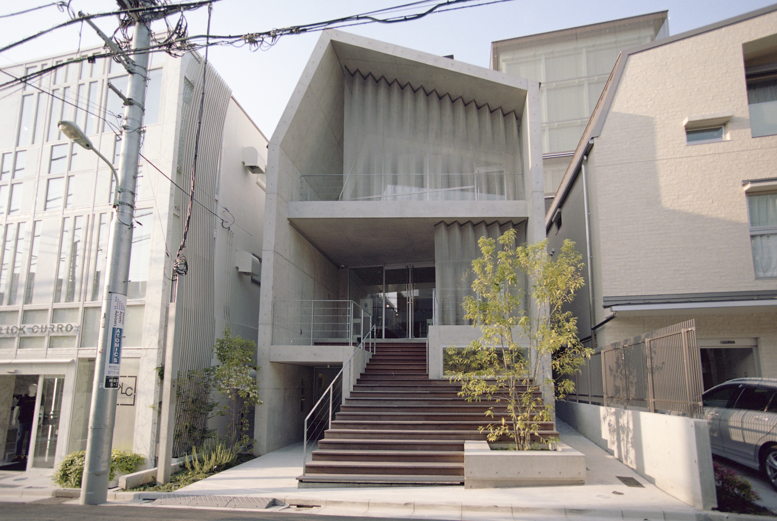 Omotesando Aoyama Area Guide When In Tokyo Tokyo S Art Design And Architecture Guide