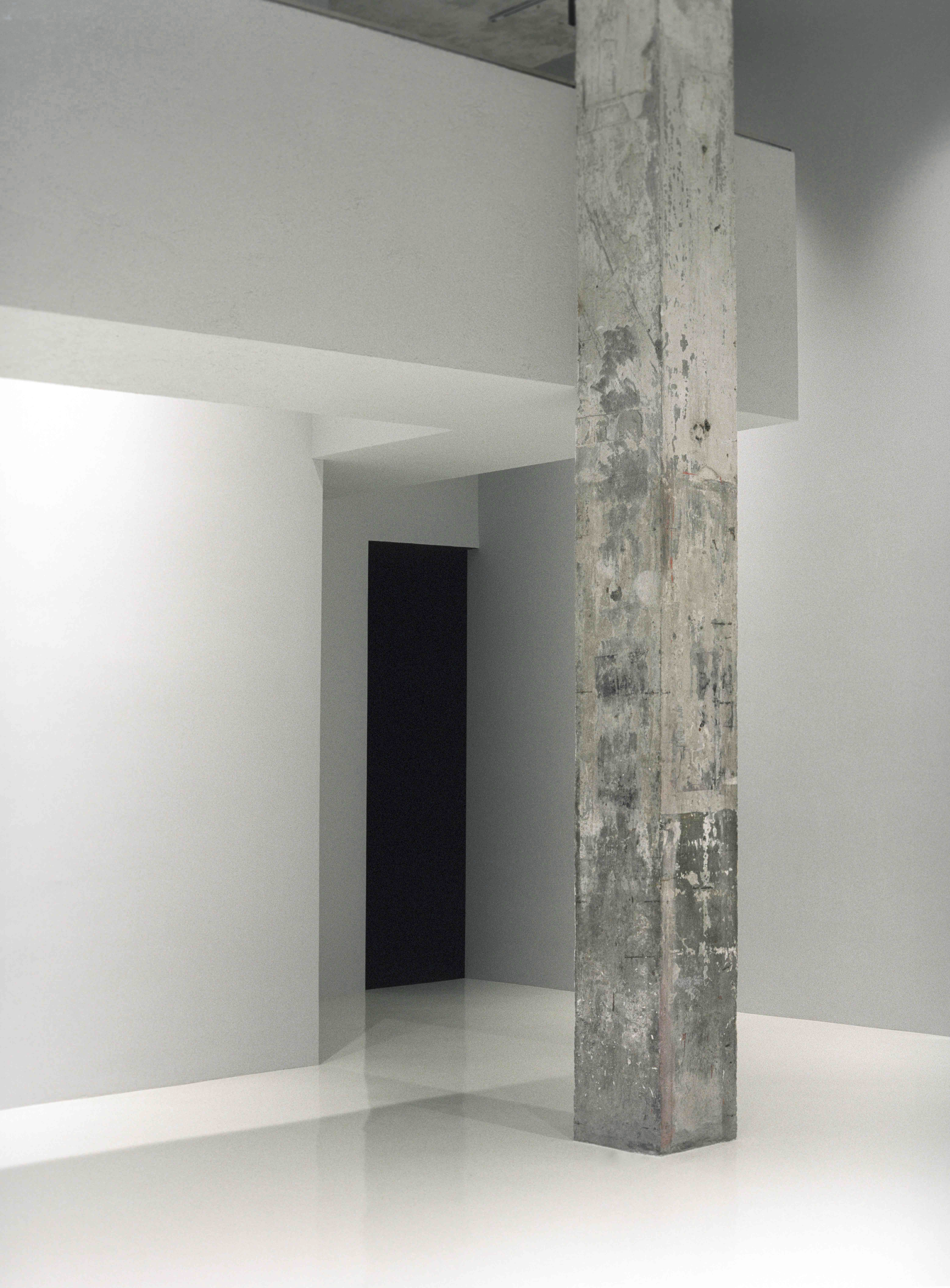 "All the world's a stage." BROWNIE / Project