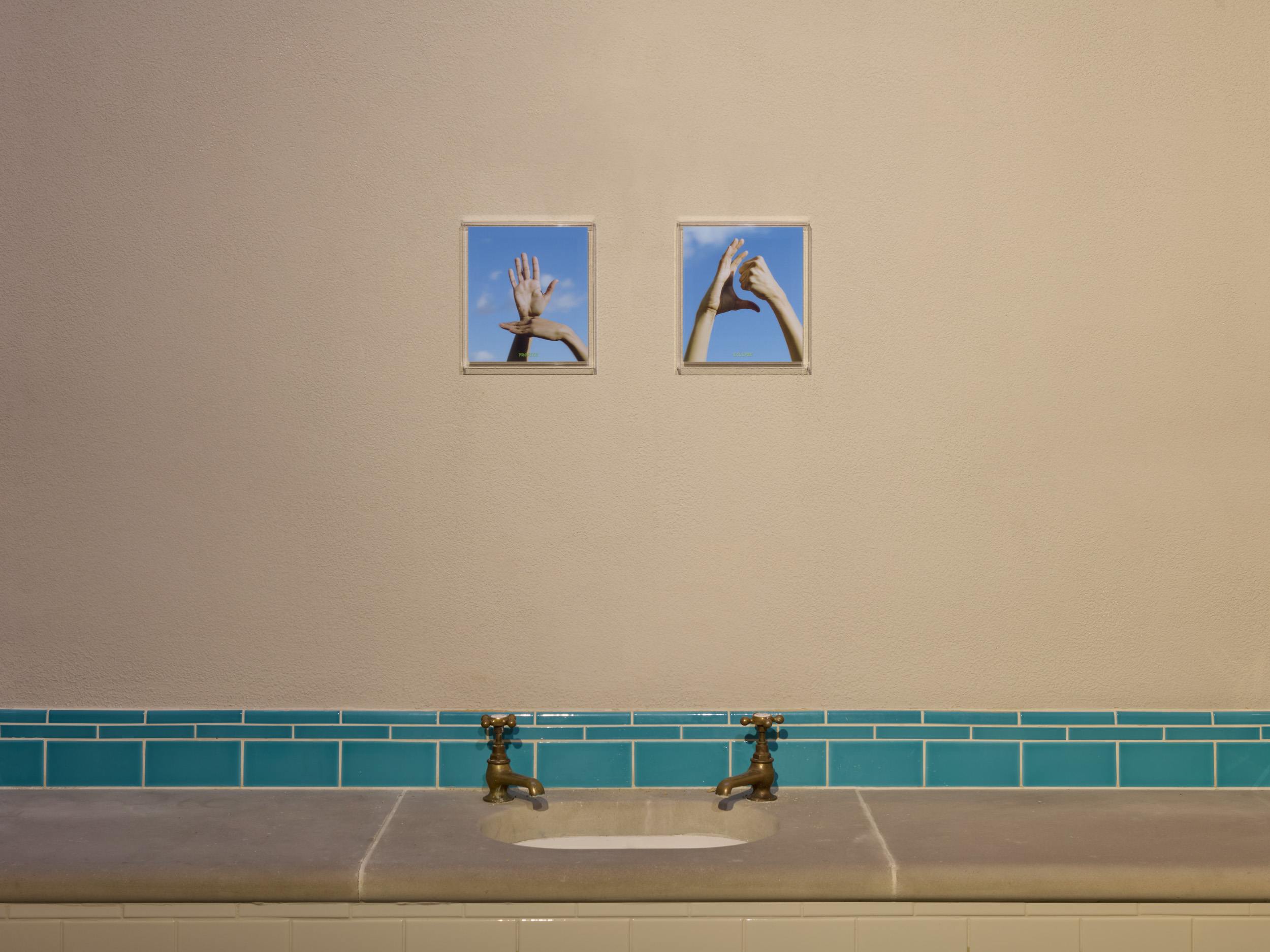 Installation view: A.I Gallery (UK)