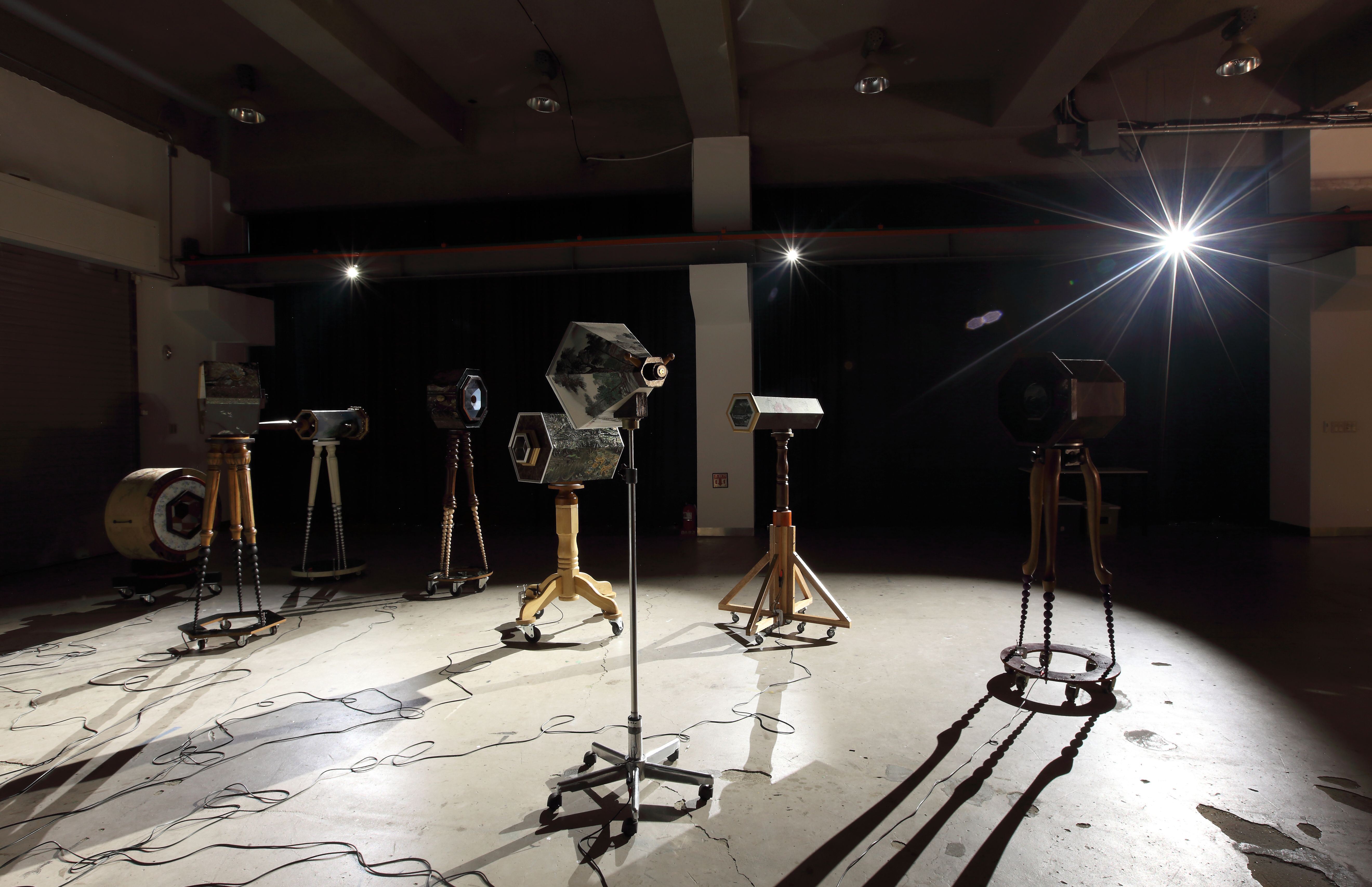 Rolling on the ground / Found object, landscape painting, wood, wheel & mirror,Dimensions Variable, 2017 