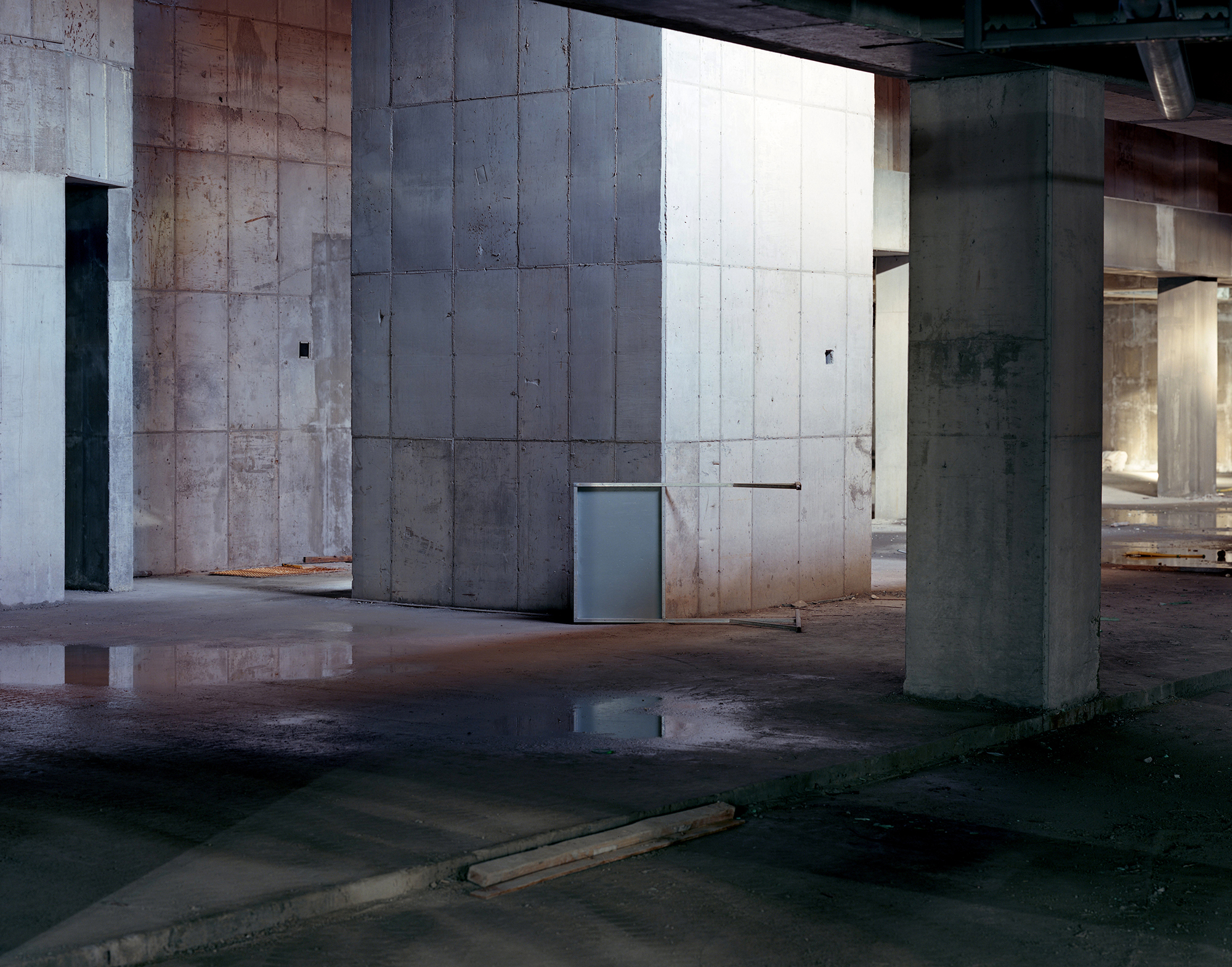Construction Site12_Pigment print_125x155cm_2012