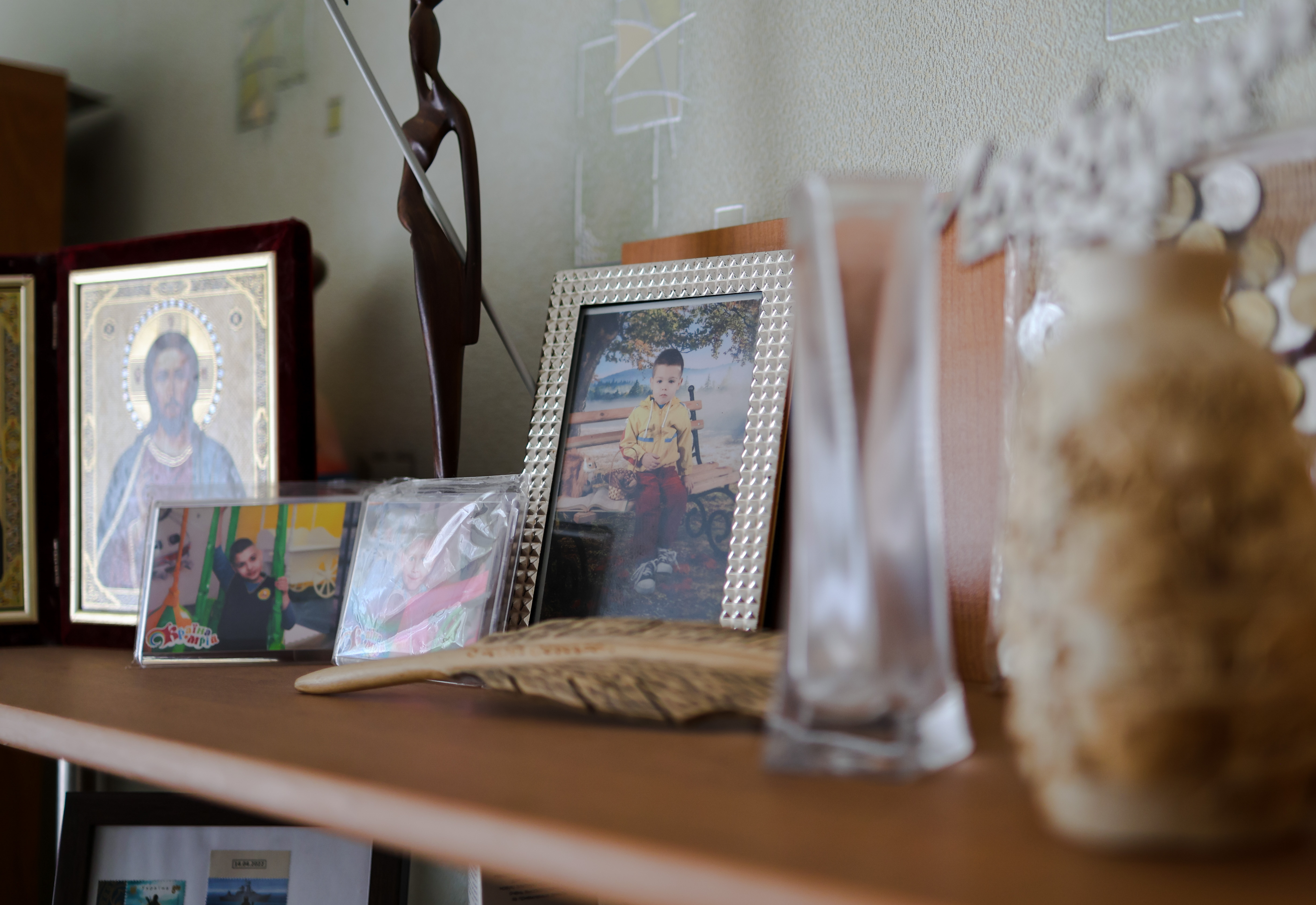 Portraits of Anton Volkovych in Maryna Zamyshliaieva's apartment. Darivka, Kherson region. June, 2024.