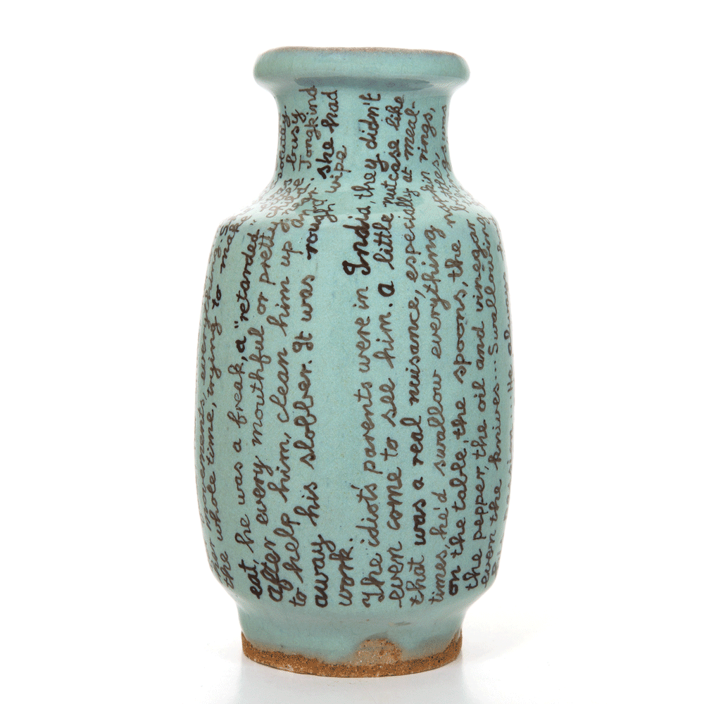 HN1197 Small Garniture vase with words 1, 5.2.2016Glazed ceramic stoneware21 x 10.5cm