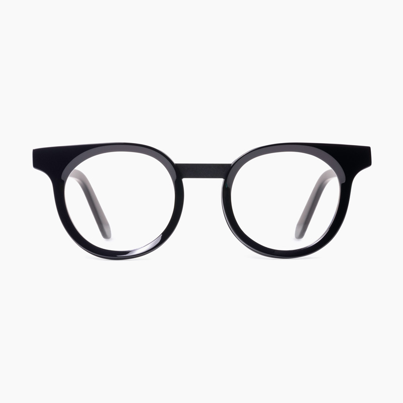 ︎︎︎NIOBE black