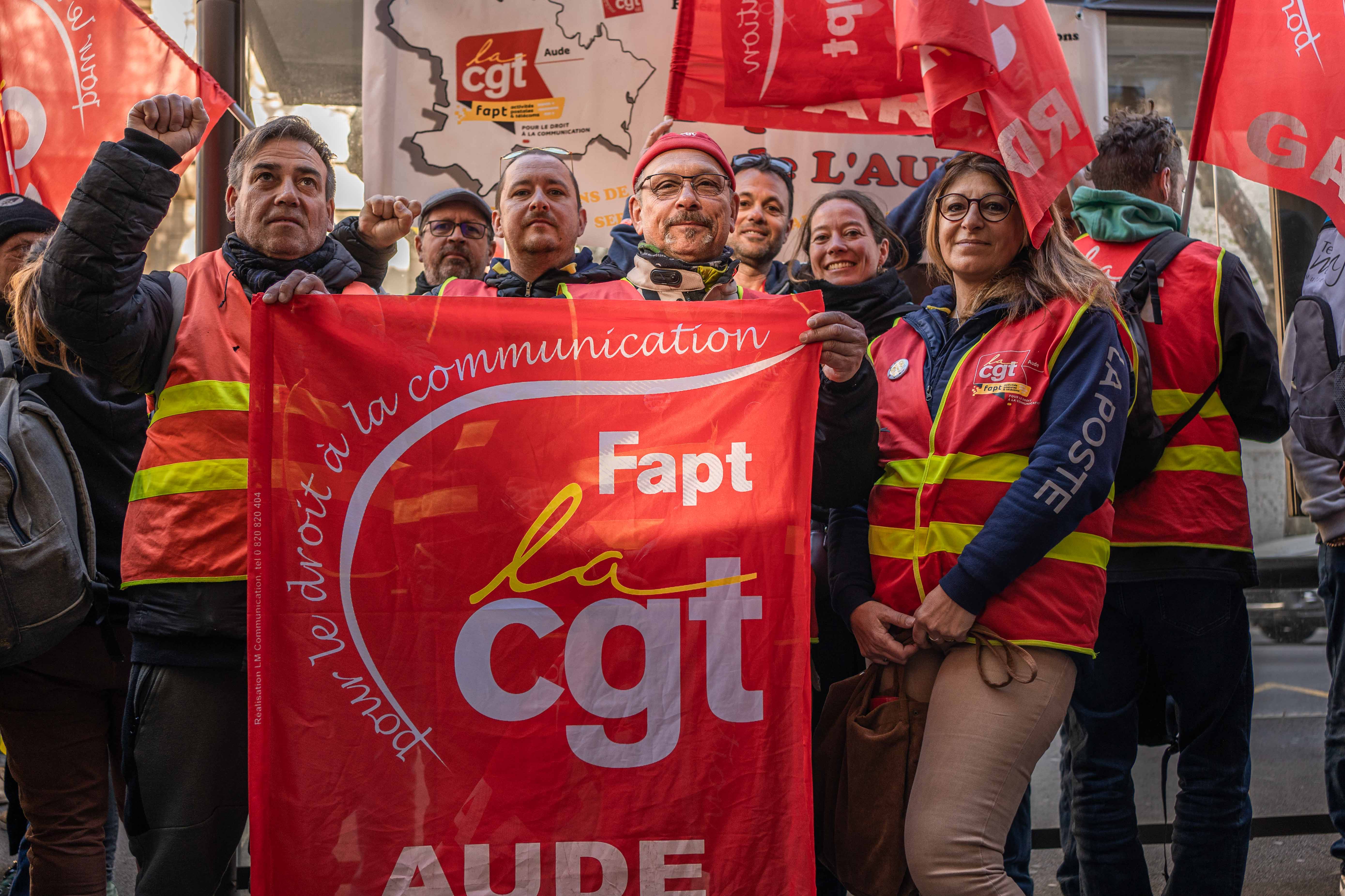 LA CGT de l&rsquo;Aude et celle du Gard sont venus soutenir les assign&eacute;s au tribunal. Les postiers des Pyr&eacute;n&eacute;es Orientales sont les seuls de France &agrave; tenir un piquet de gr&egrave;ve en cette p&eacute;riode de manifestation. 