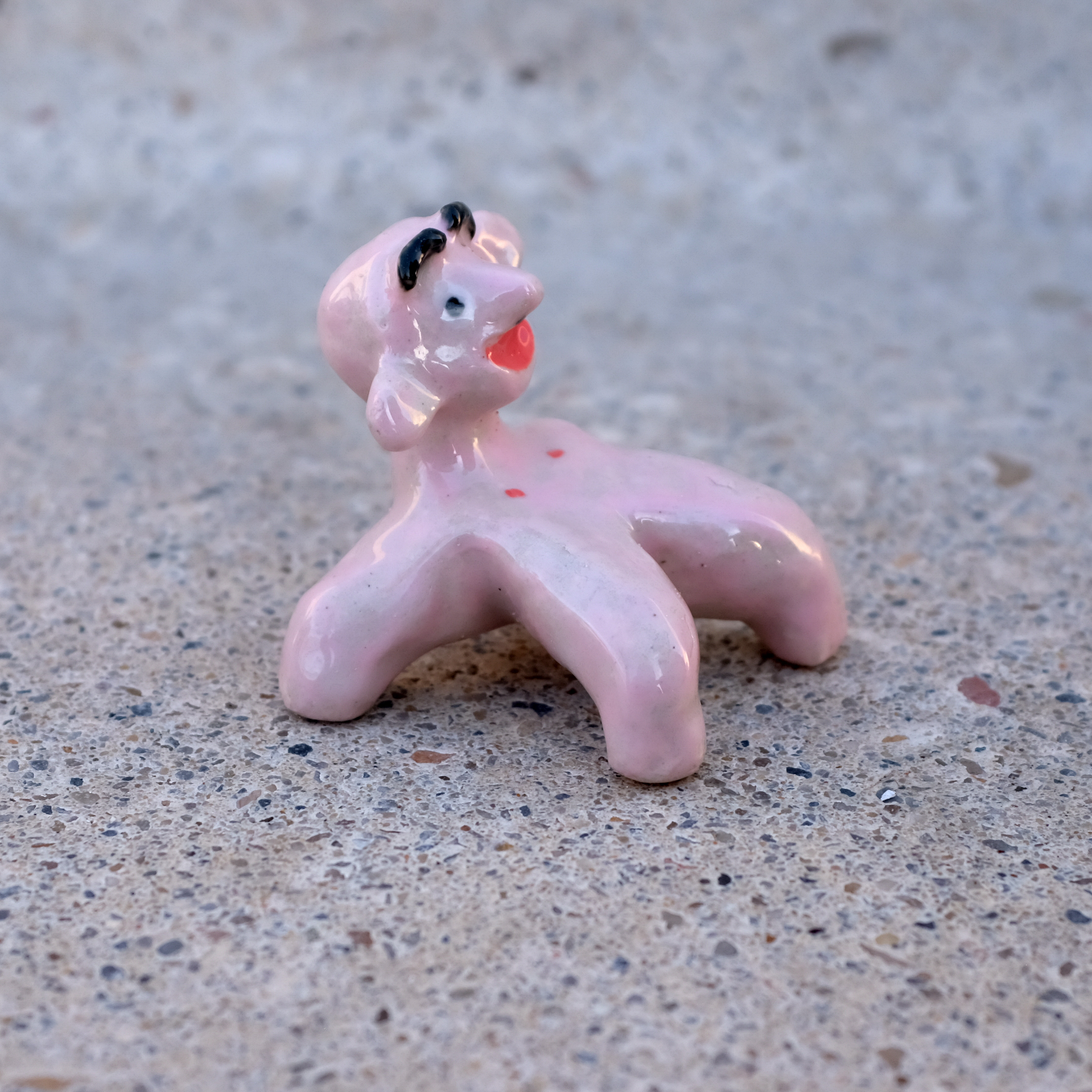 Monty (2022), glazed ceramics, 4 x 5cm