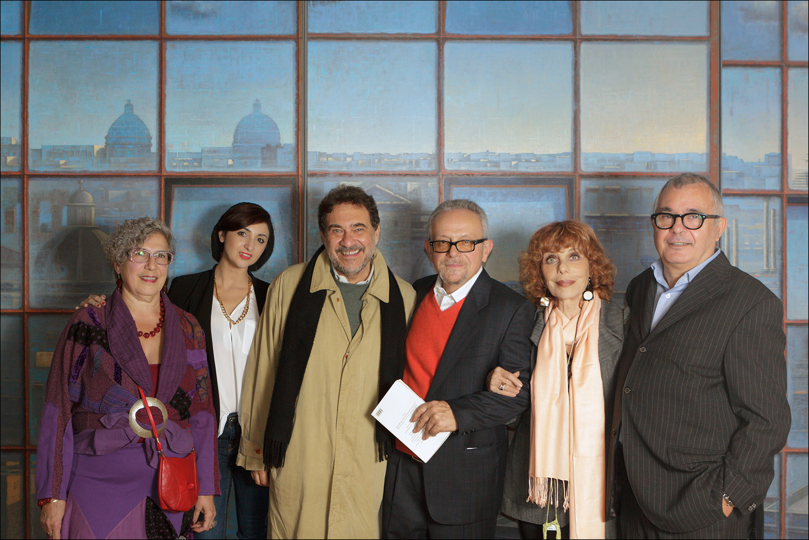 Modica con la moglie Carla,Valentina Gramiccia,Francesco Zito,Simona Marchini e Roberto Gramiccia, galleria Nuova Pesa, Roma,2014, foto Dino Ignani