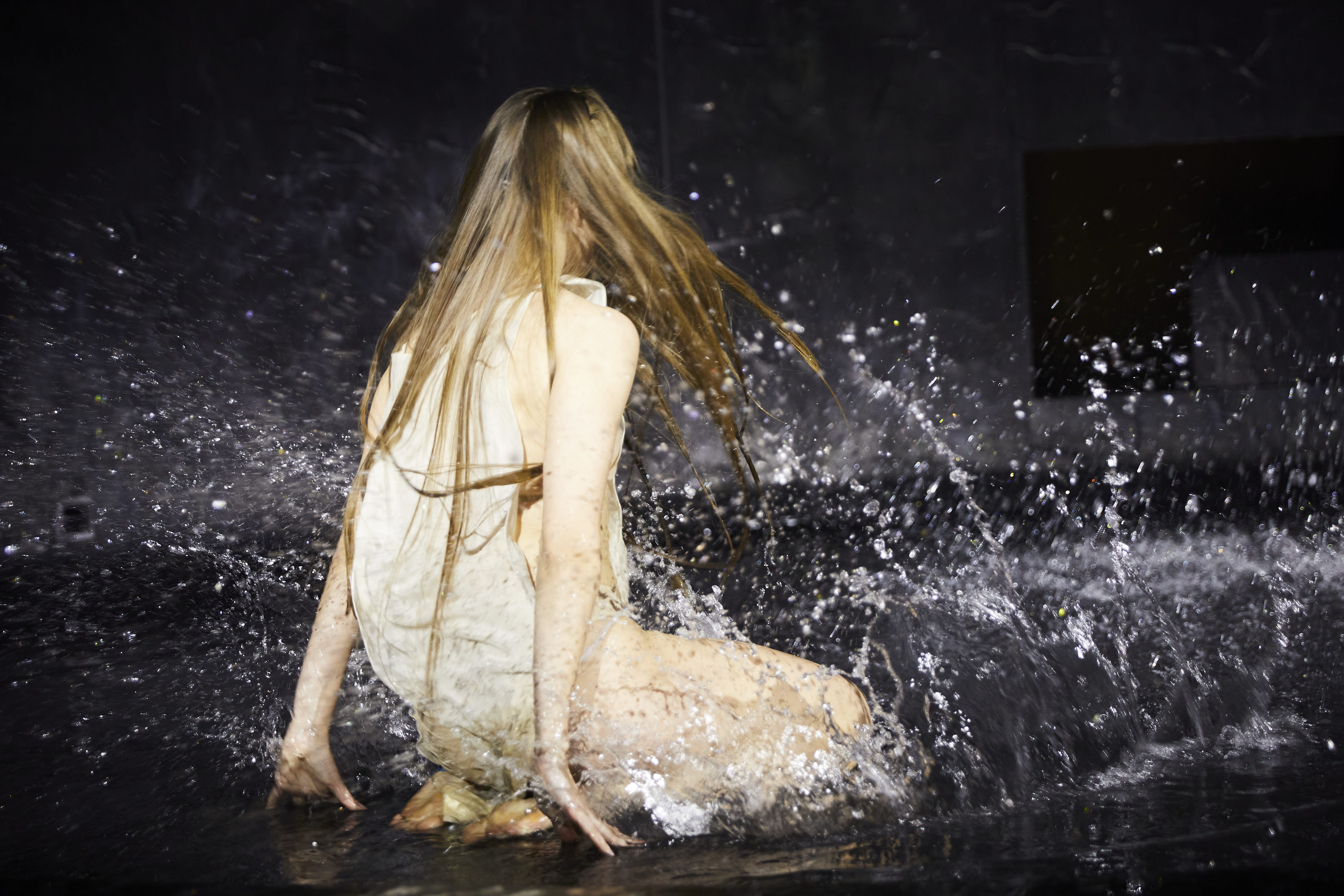 ELS ENCANTATS . LUCIA DEL GRECO