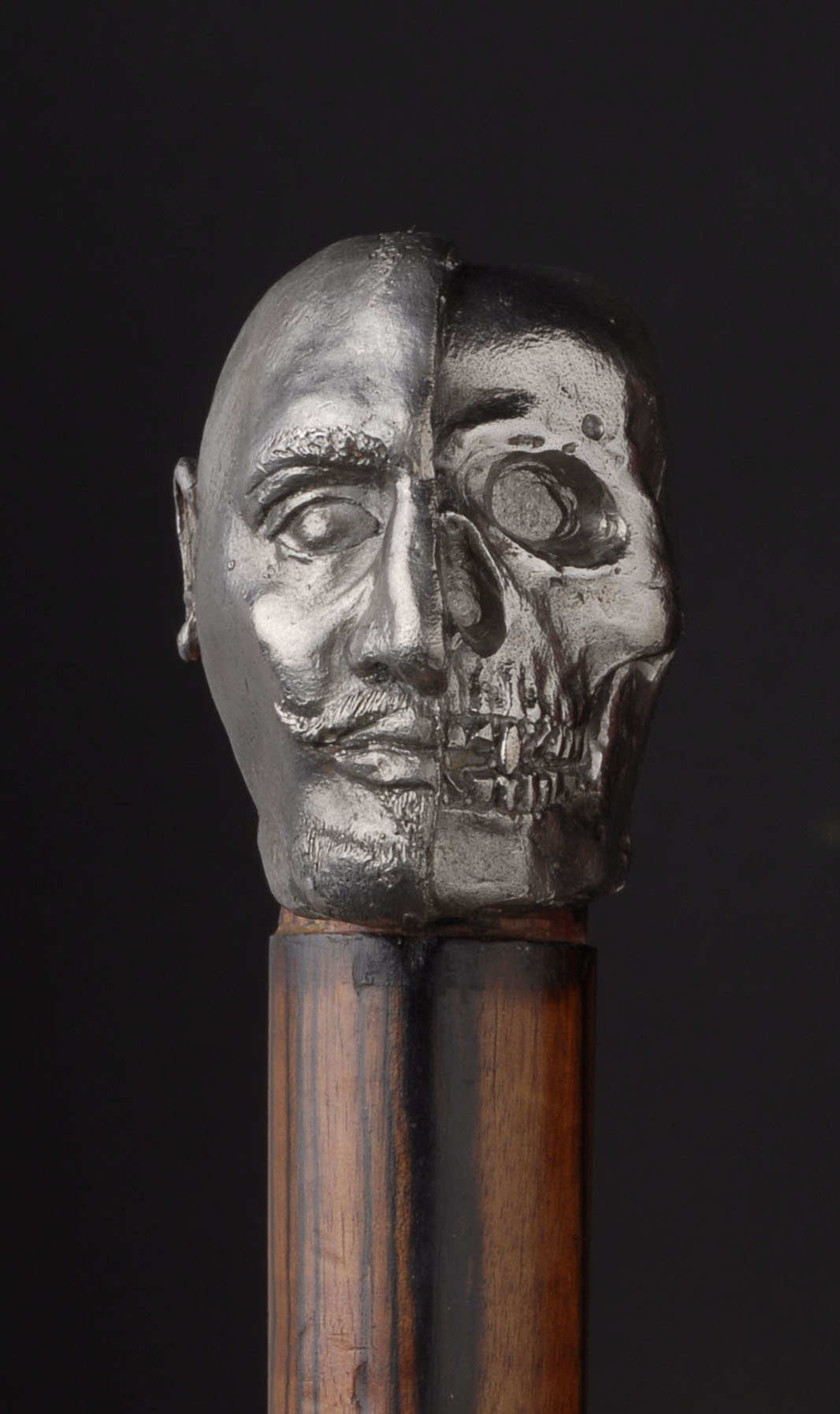 Self Portrait cane head, cast iron, 2.5" 
