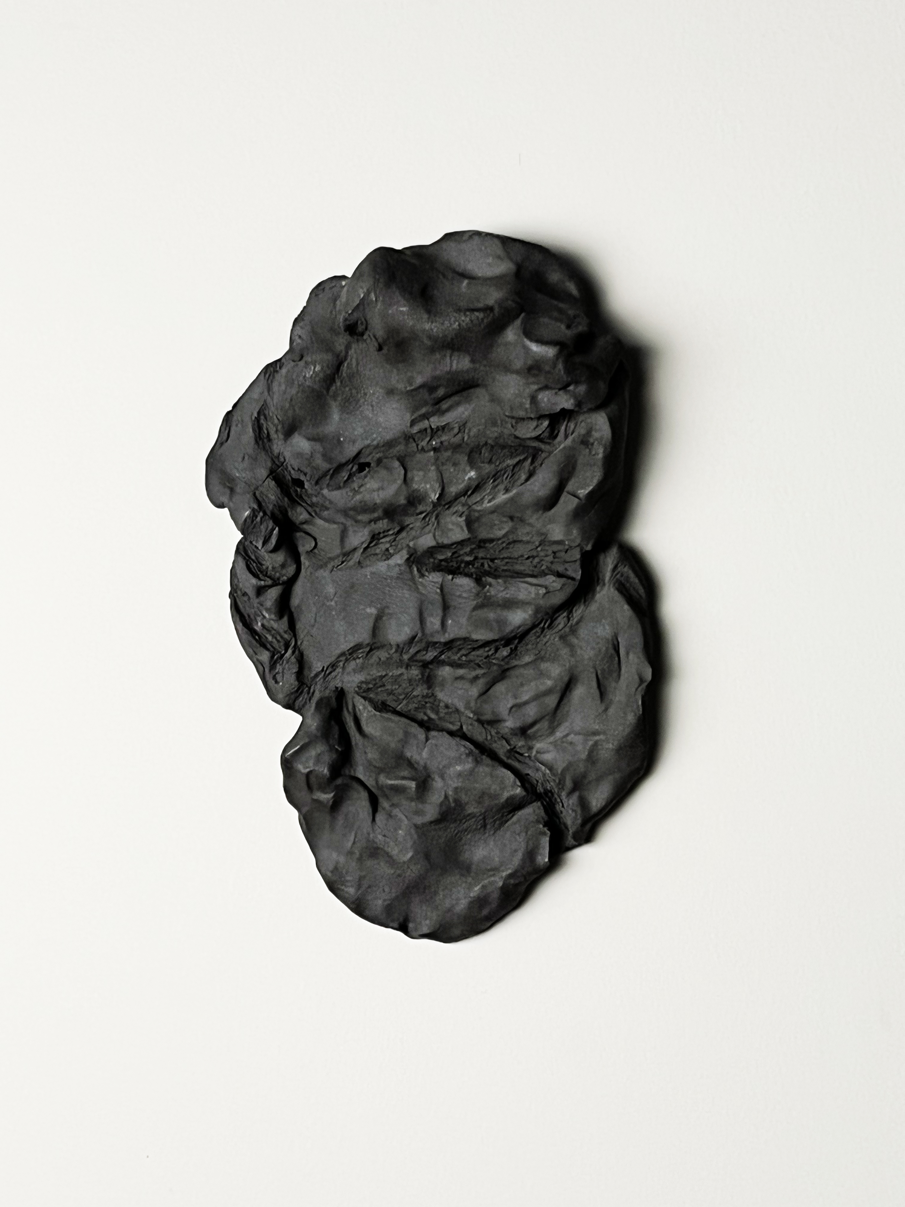 compassion-passionA 2021, Clay, 35 x 25 x 3 cm