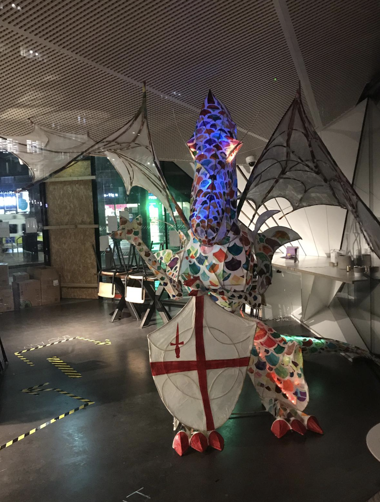 In 2024, I collaborated with Key Stage 2 students at Aldgate Primary School on the theme of 'magical modes of transport.' Together, we crafted woven wicker frames and vibrant tissue paper sculptures, exploring connections between sculpture and performance art along the way.