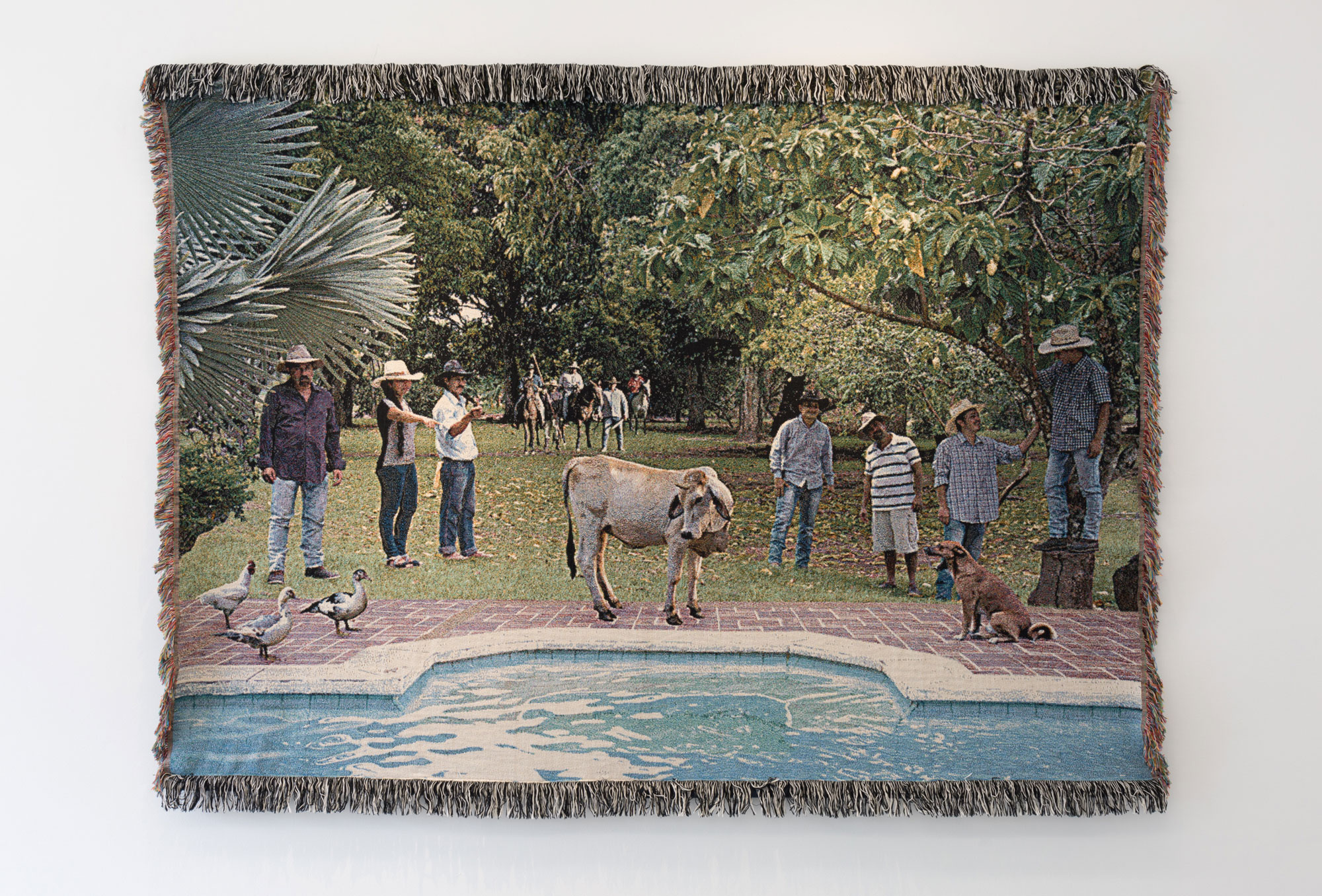 El Unicornio es Encontrado. Tejido Industrial/Industrial fabric. 180 x 120 cm. 2018