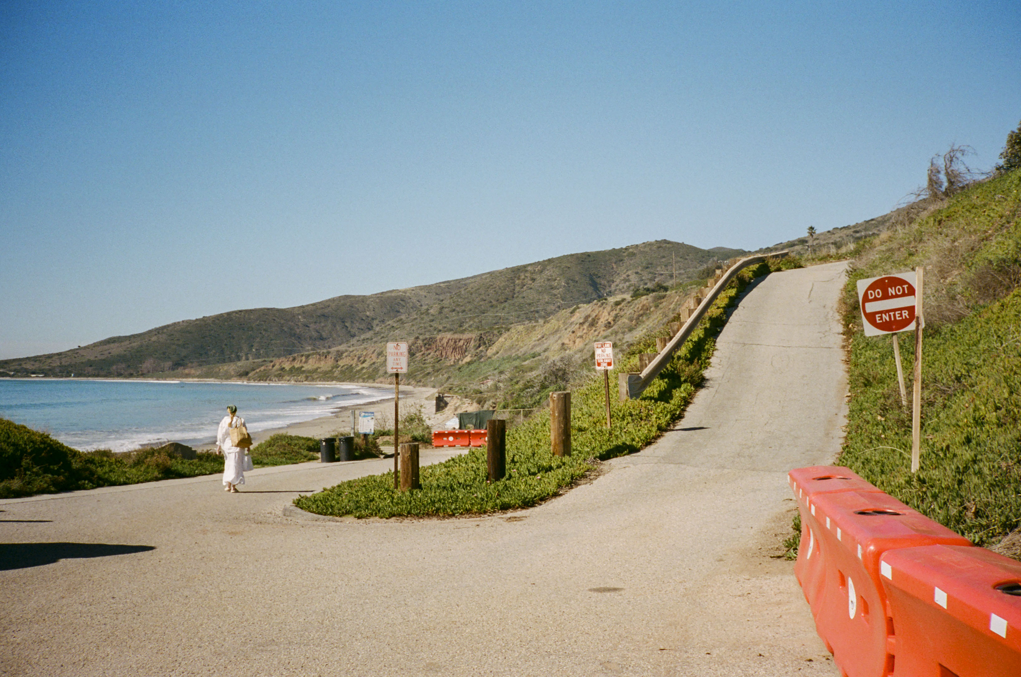nicholas canyon beach