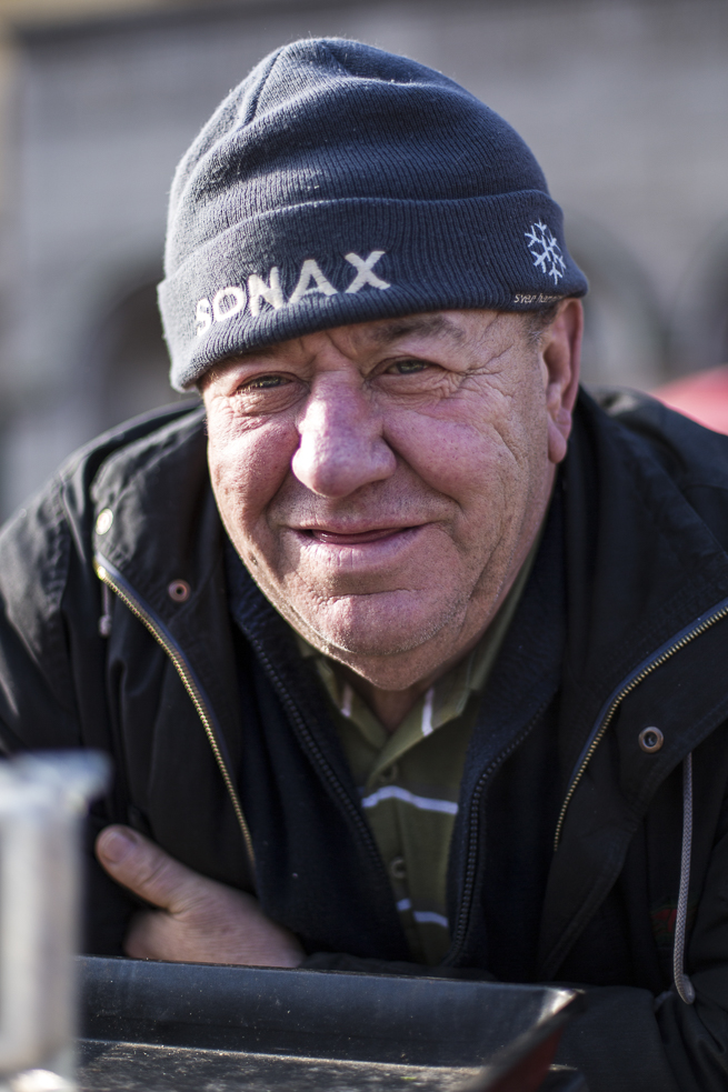salesman at Dolac, 2015