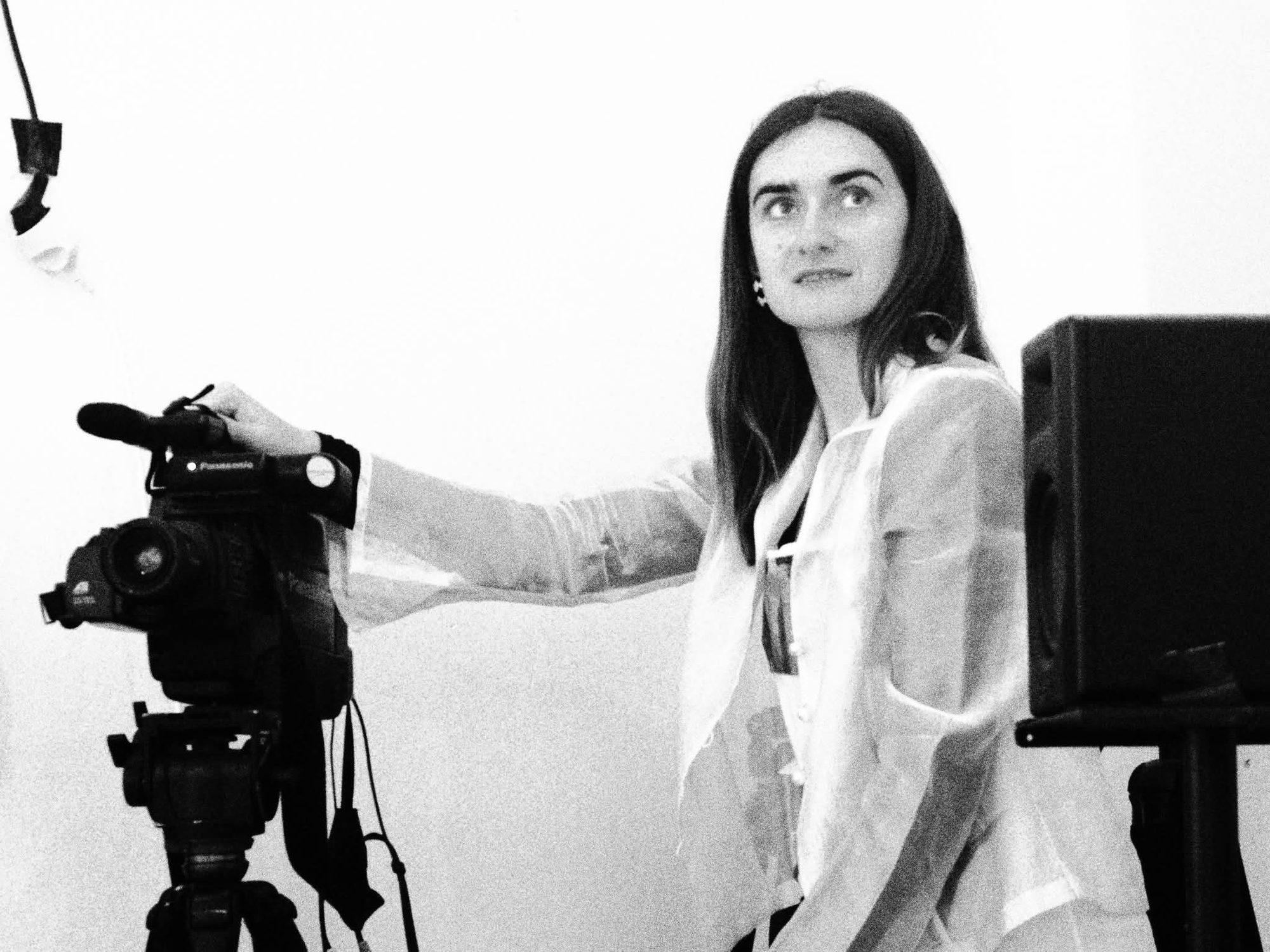 Sandra Pasławska filming at the final event of Momentument