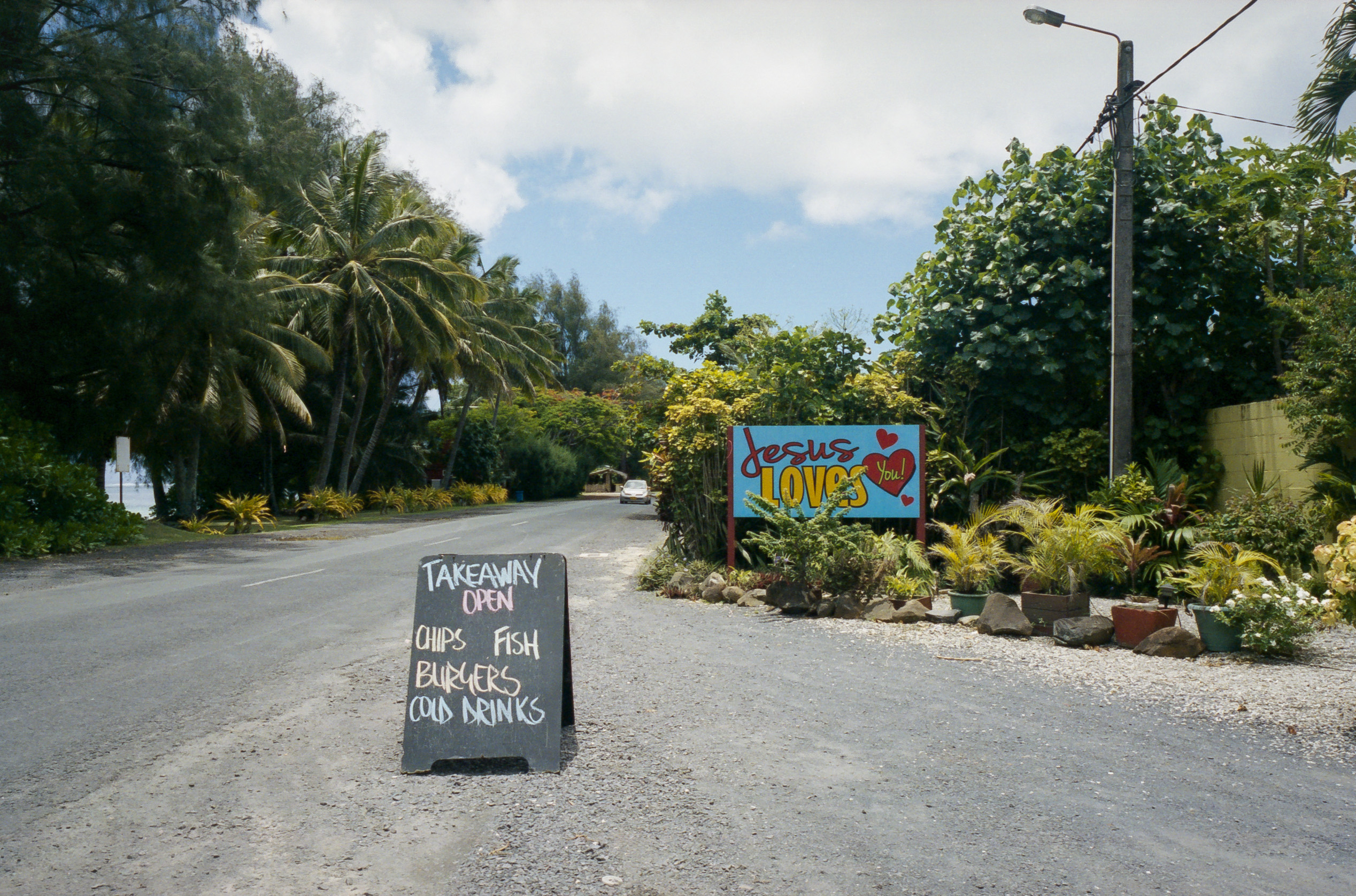 This 'Jesus Loves You!' sign gets a special mention in the Letters to the Editor section of the Cook Islands News