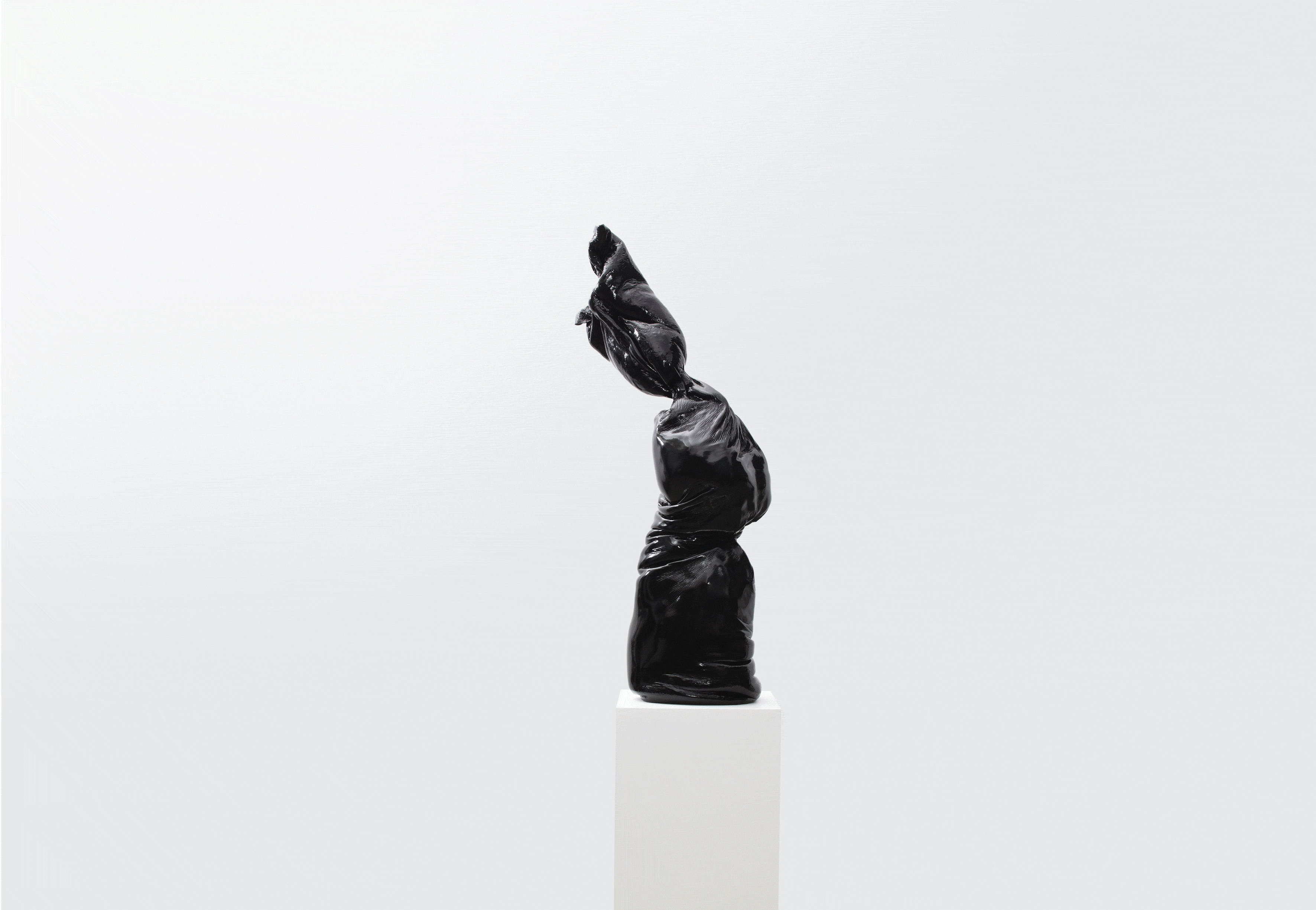 Viewer (2019)  Injected plastic foam, fabric, pvc and foil. 107 x 47 x 26 cm