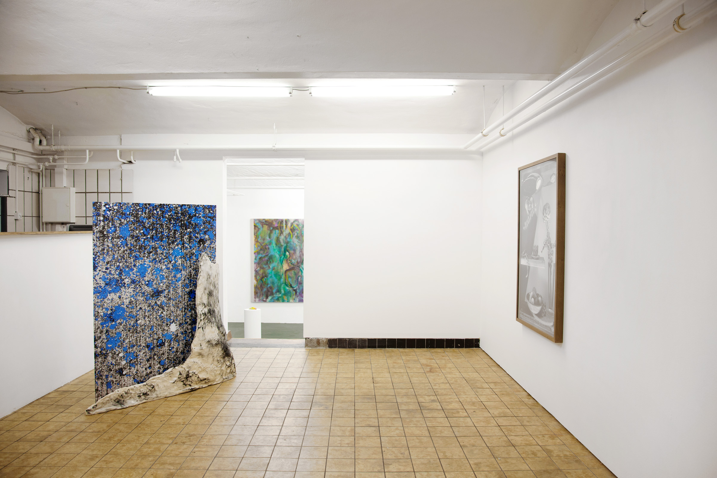 Installation view at Gallery Chert, Berlin, 2016.