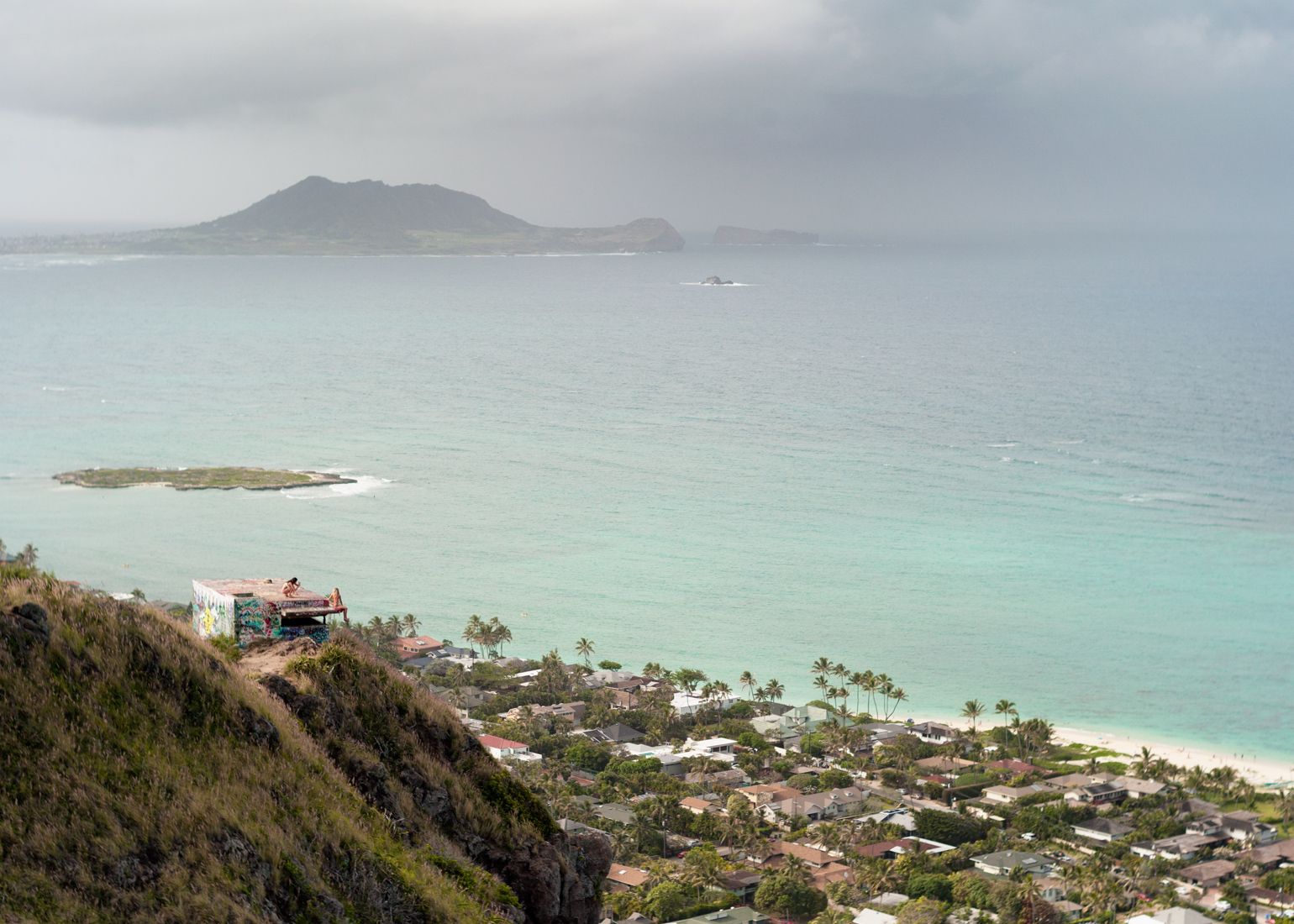 Lanikai Pillbox, Oahu