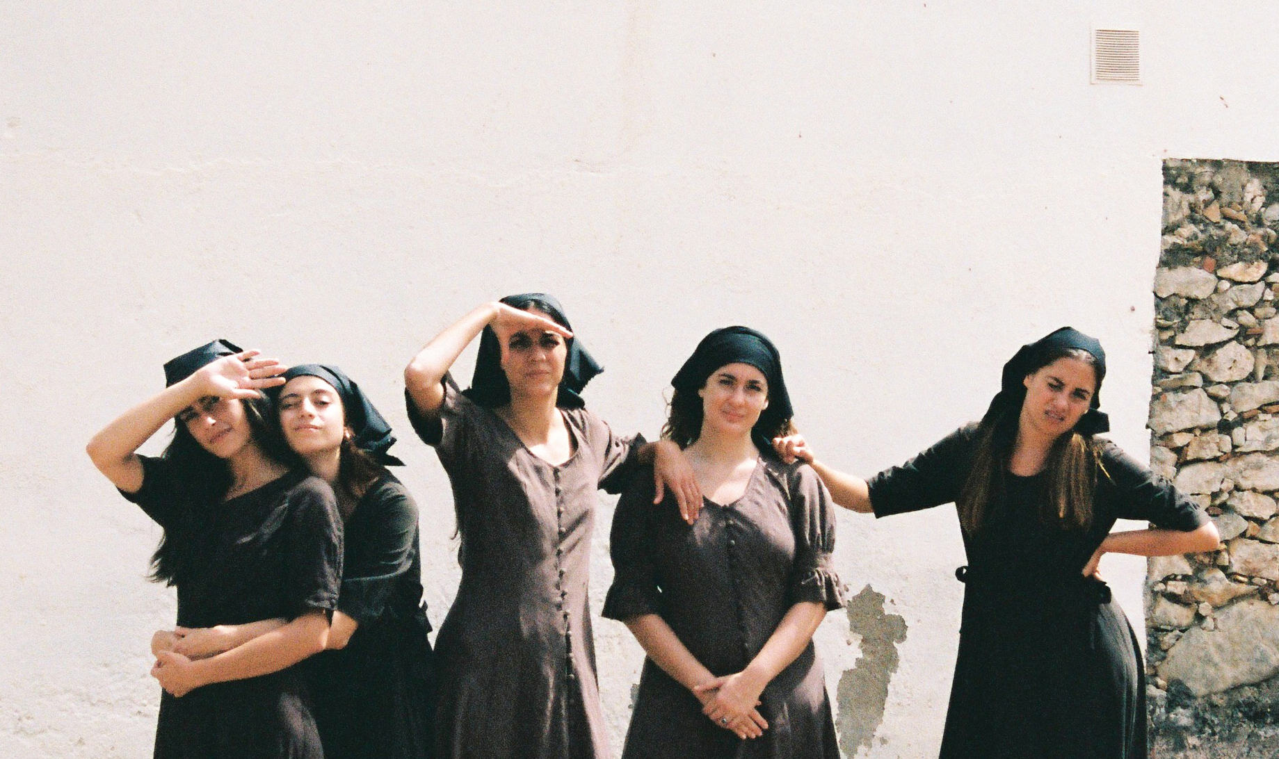 LA CASA SIN BERNARDA . ENTRANCE TEATRO