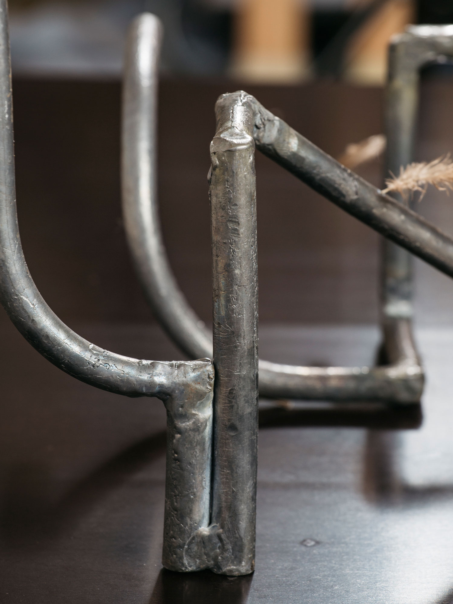 Flujo, 2019 [detail]Lead and feathers31 x 36 x 33 cm.Photo: Sergio Albert Avilés