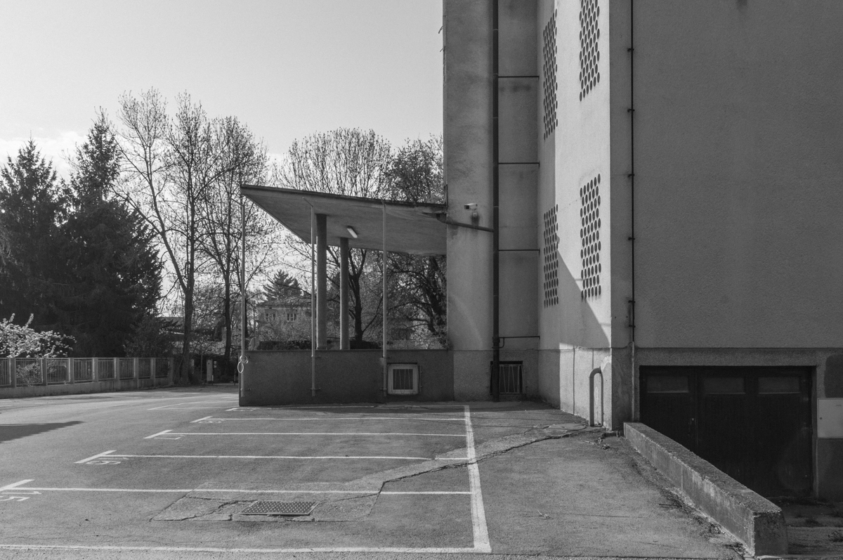 Nekdanji In&scaron;titut za &scaron;ibki tok, Ljubljana / 1954, Edvard Ravnikar