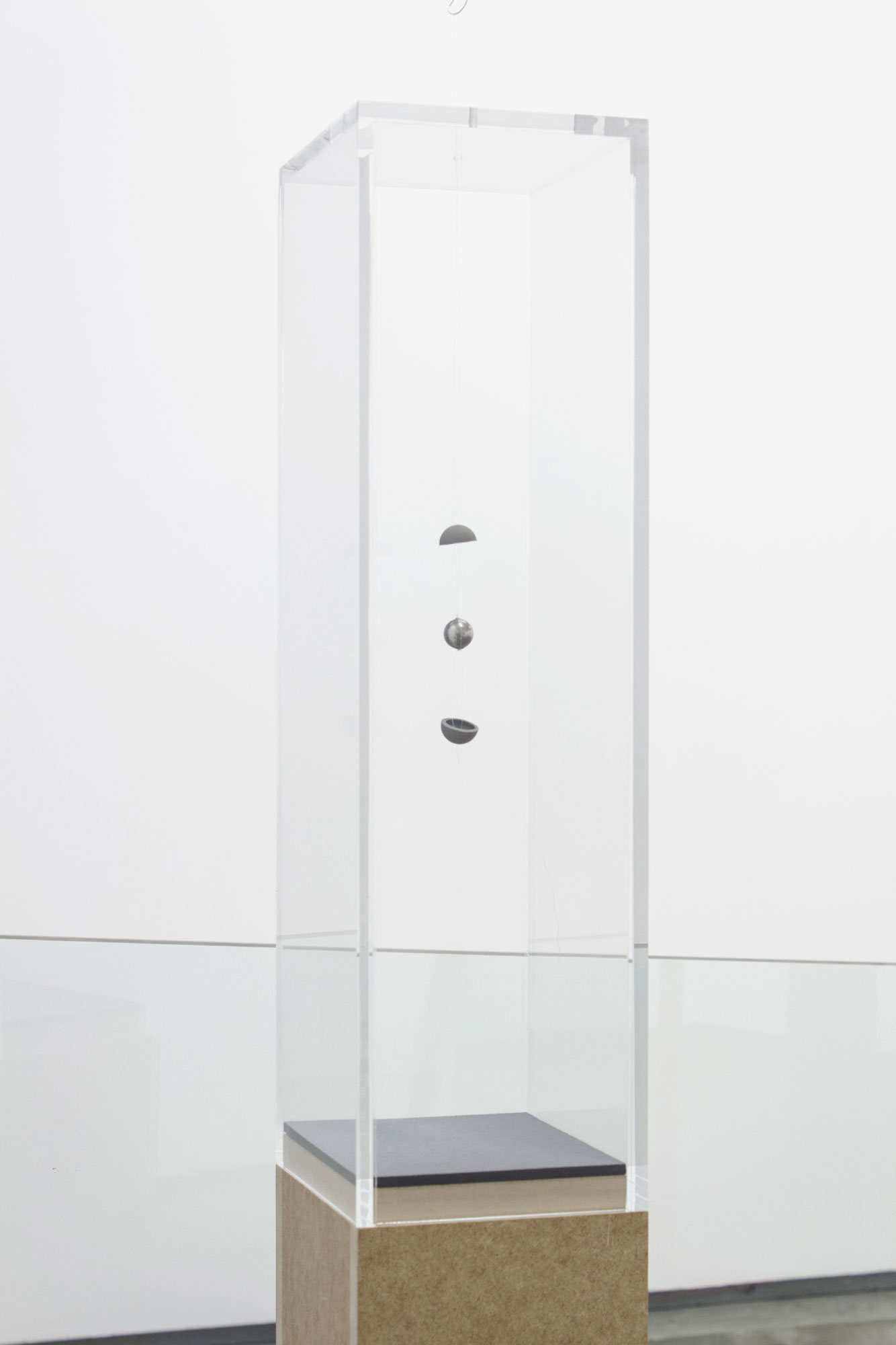 Pendulum (Mouse Ball, Horse Tail) #2, 2017 Steel, rubber, and horse tail hair47 x 2 x 2 cm.