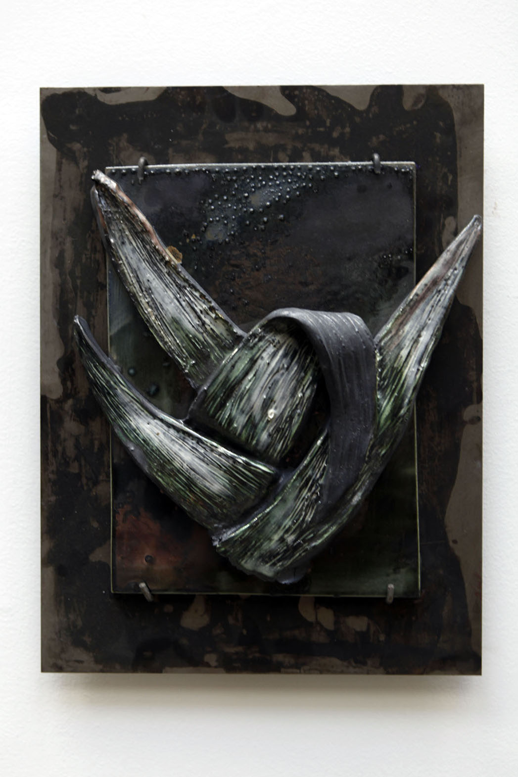 32 x 25 x 5 cm