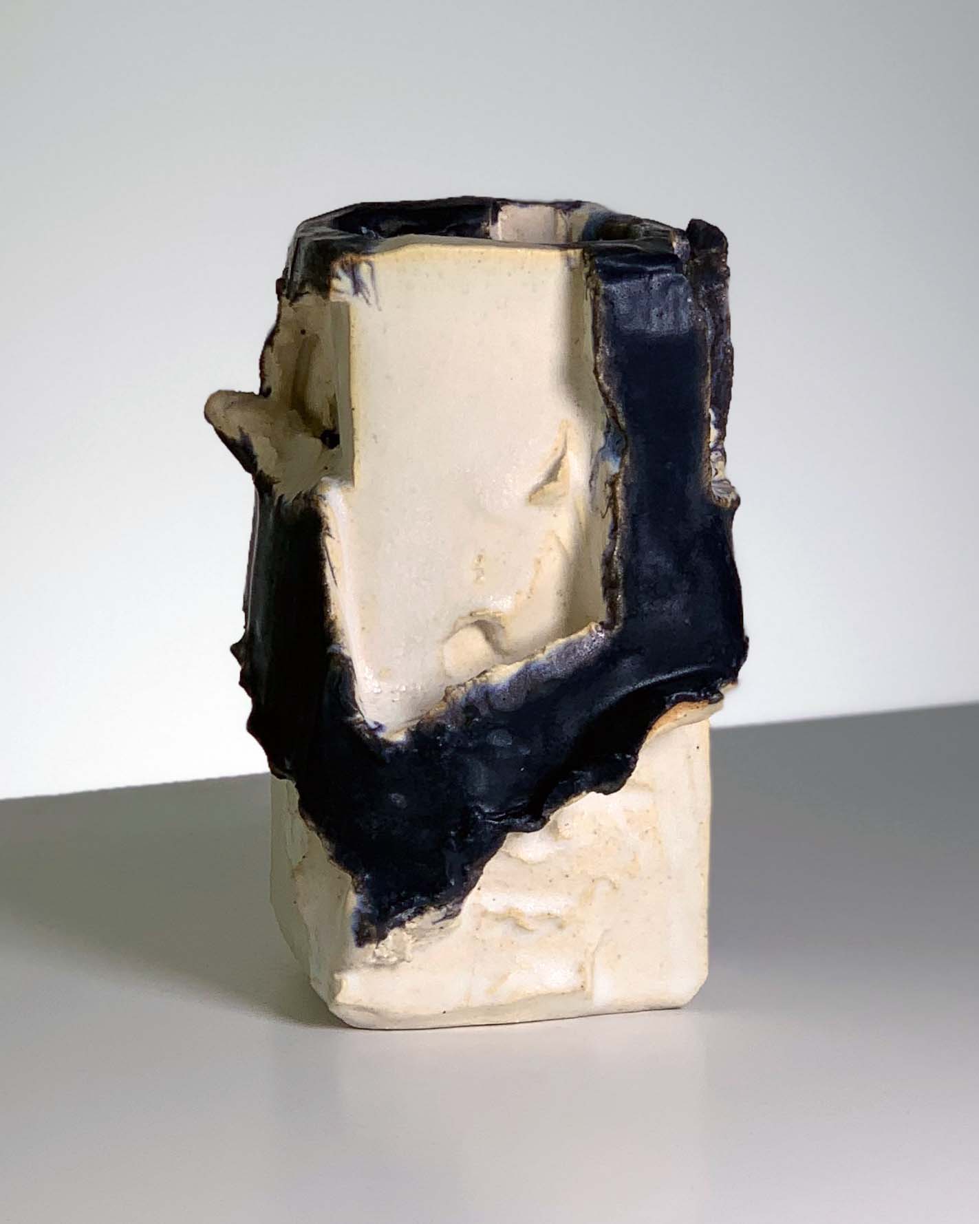 kurinuki ceramic sculpture
