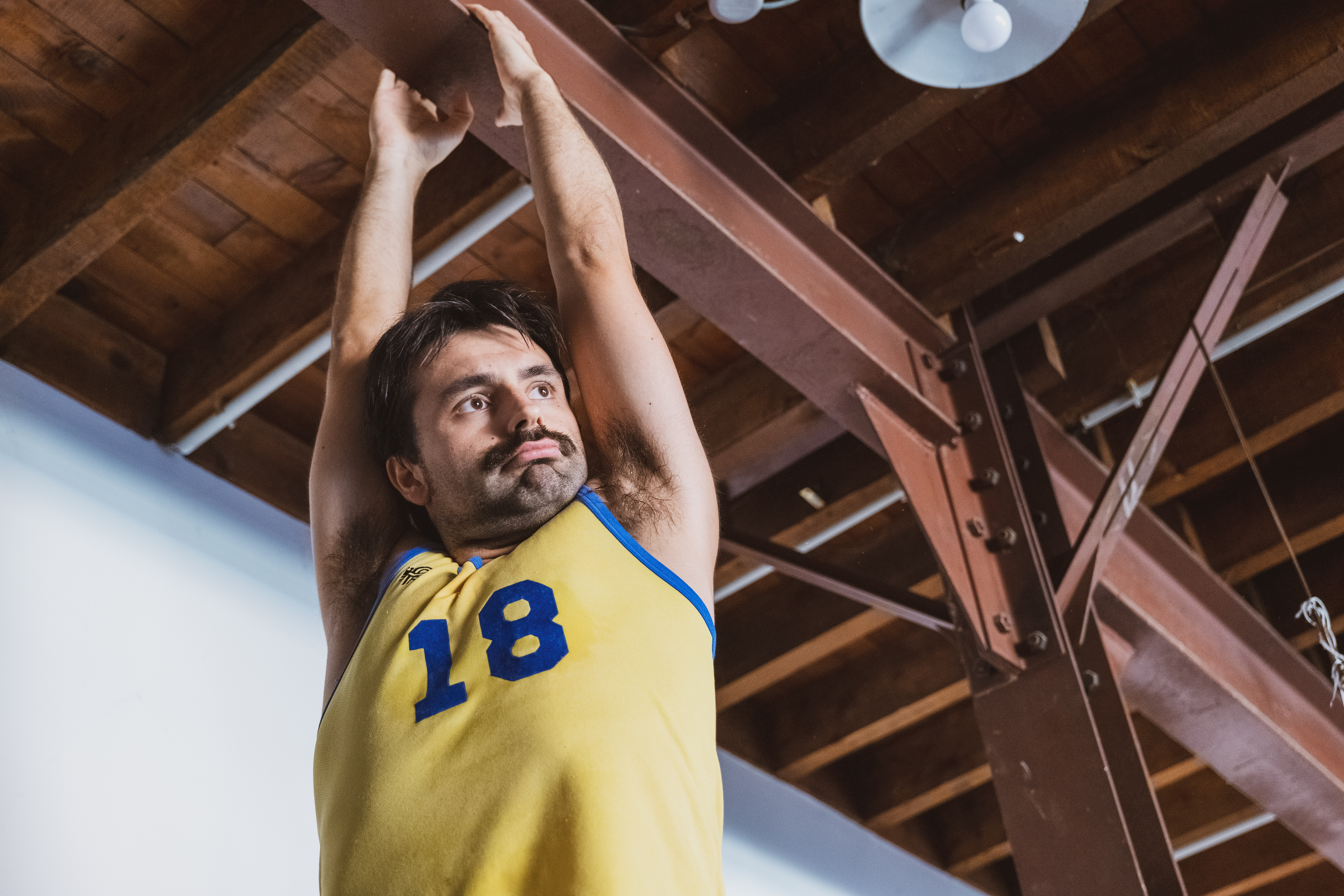 JONA / COURT-M&Eacute;TRAGE