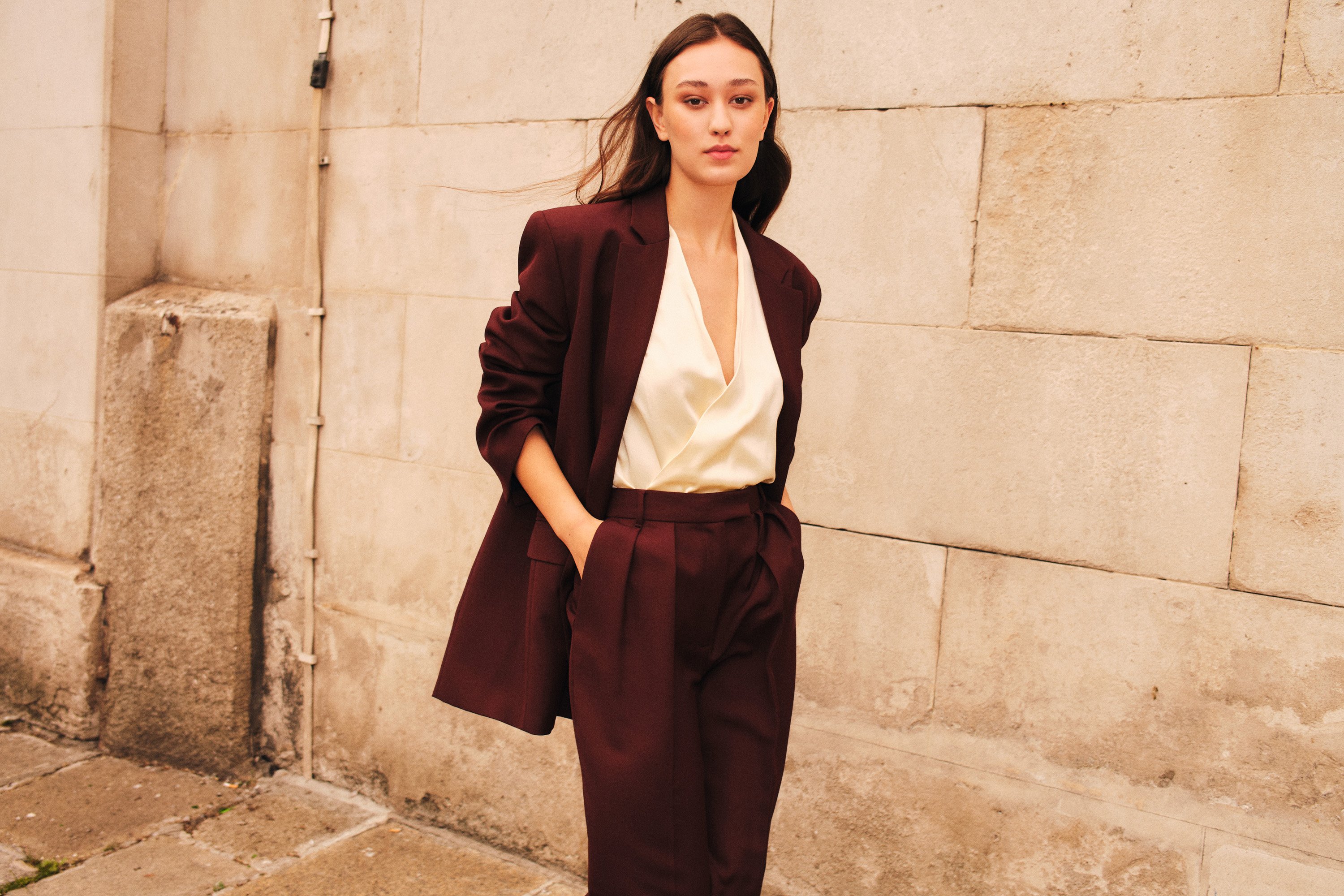 Luxurious fashion editorial photoshoot in Dublin, Ireland, featuring a stunning model in vintage clothes. Photographed in the city's trendy French cafes, this photography showcases the elegance of high-end fashion and the charm of vintage clothing. Captured by a skilled photographer, this editorial is sure to impress.