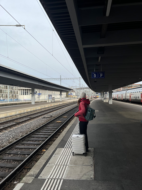 Bis wir endlich den Führerschein in der Tasche hatten, waren wir wohl die beliebtesten Kunden der Zugunternehmen.
