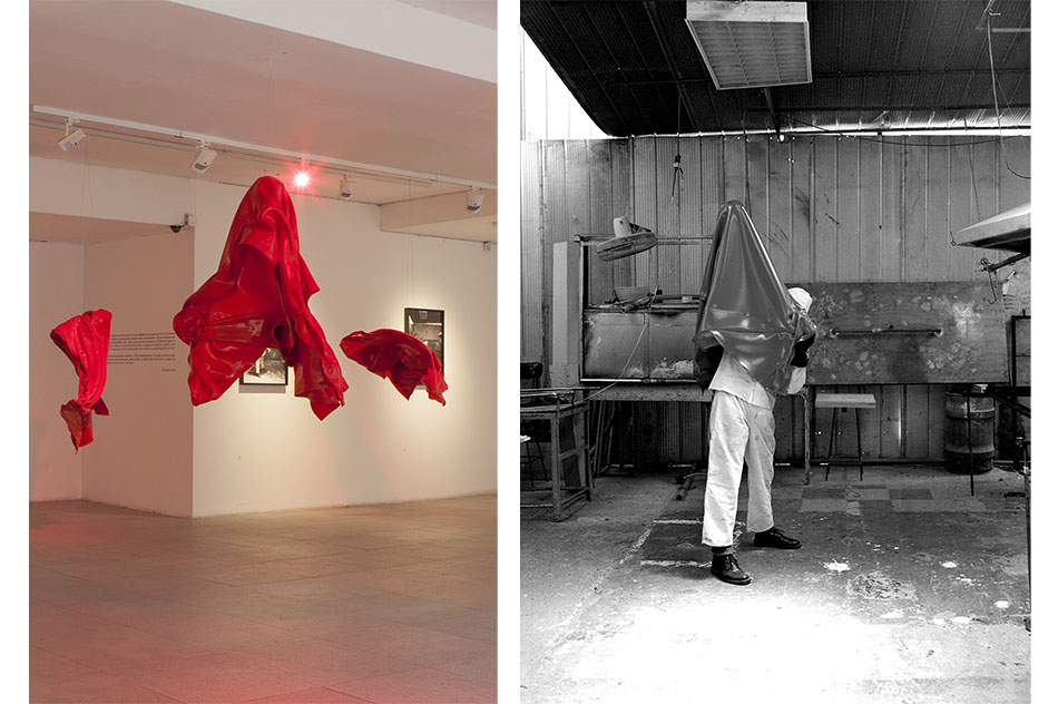 Benjamín OssaA 250° en 1:30 segundos No4, 2015Poliestireno de alto impacto rojo, calor y movimientoEscultura: 200 x 120 cm extendidaFotografía: 74 x 54 cm