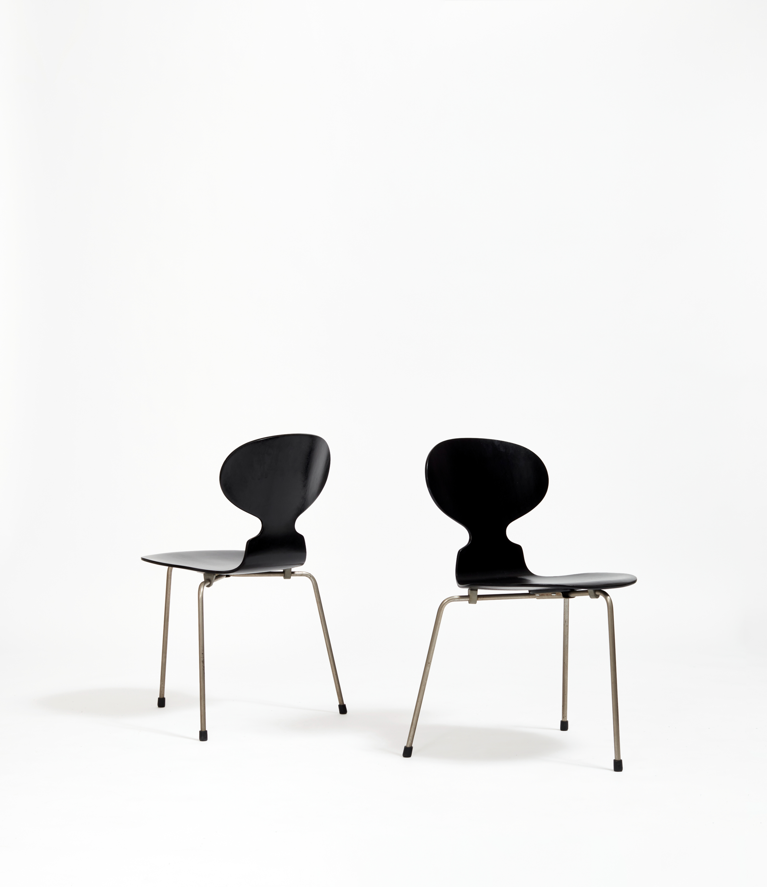 Ant Chair for Fritz Hansen, Designed in 1952, Tubular steel, form-moulded laminated veneer, 77 x 51 x 44 cm