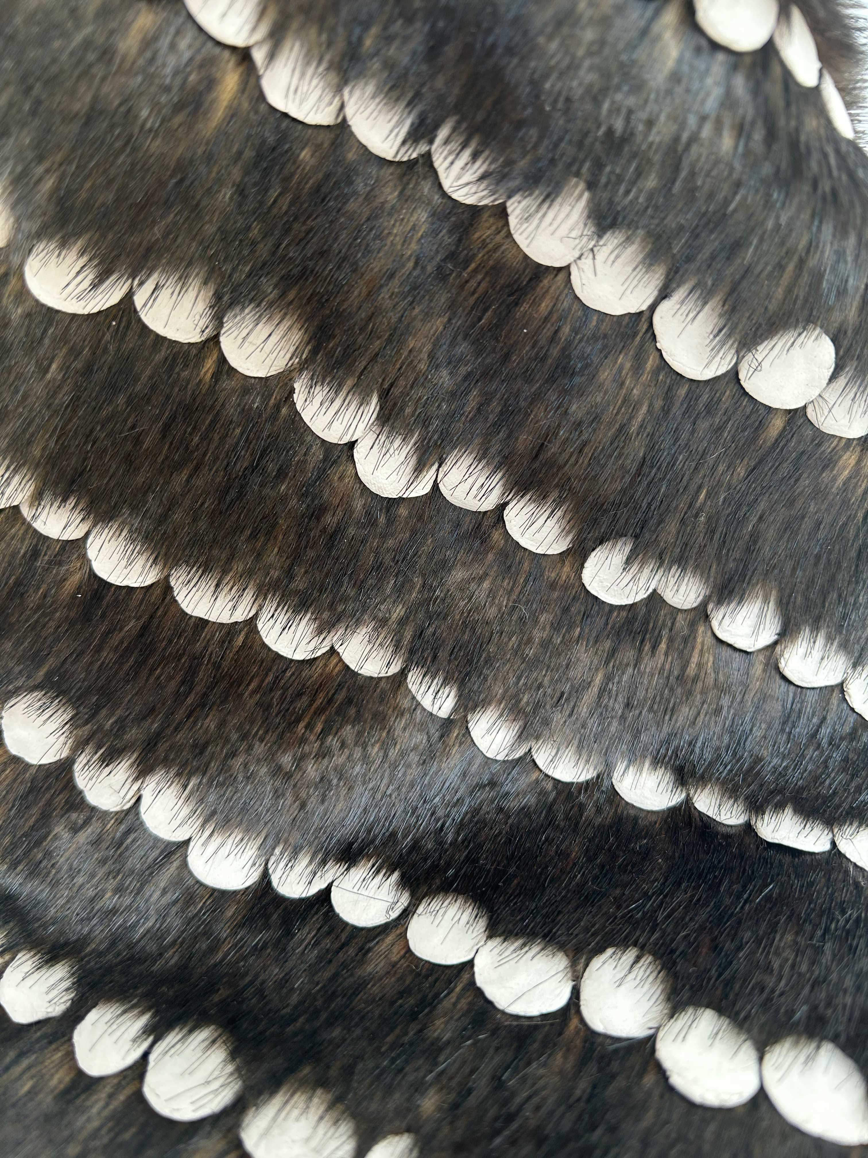 RECHERCHES ET PROTOTYPES. ARGILE AUTO-DURCISSANTE ET FAUSSE FOURRURE.